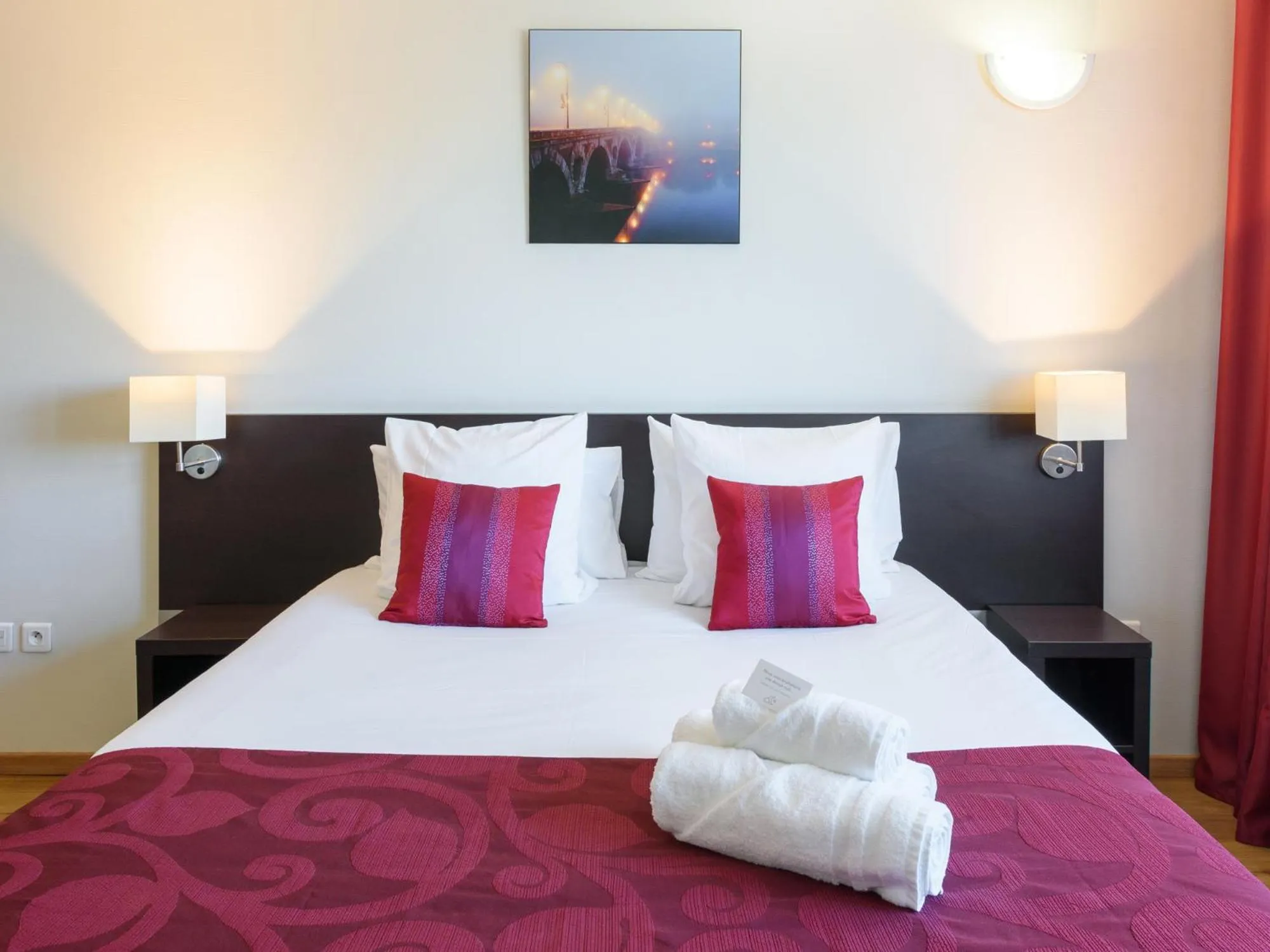 Bedroom, Bed in Residhome Toulouse Tolosa