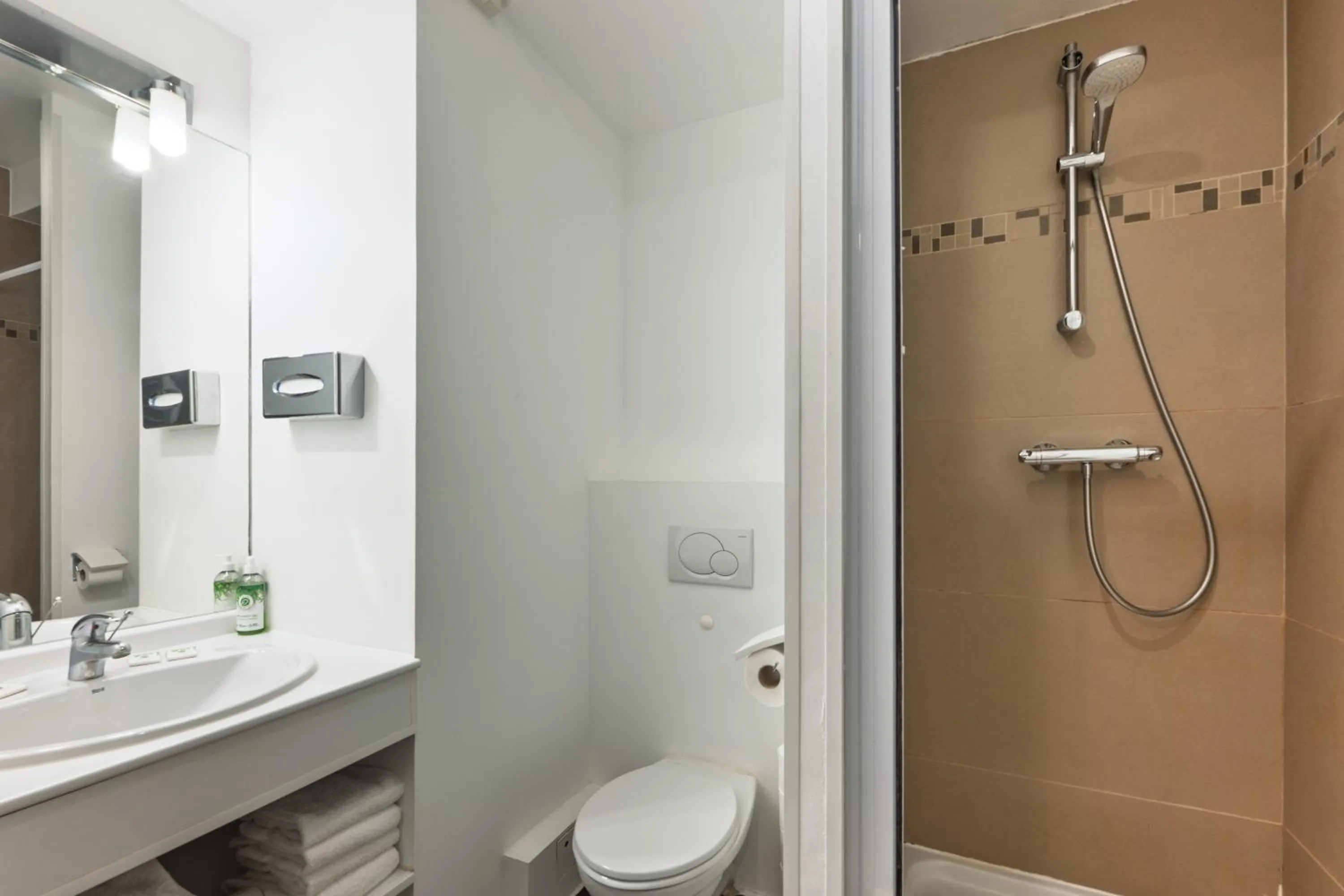 Bathroom in Residhotel Lille Vauban