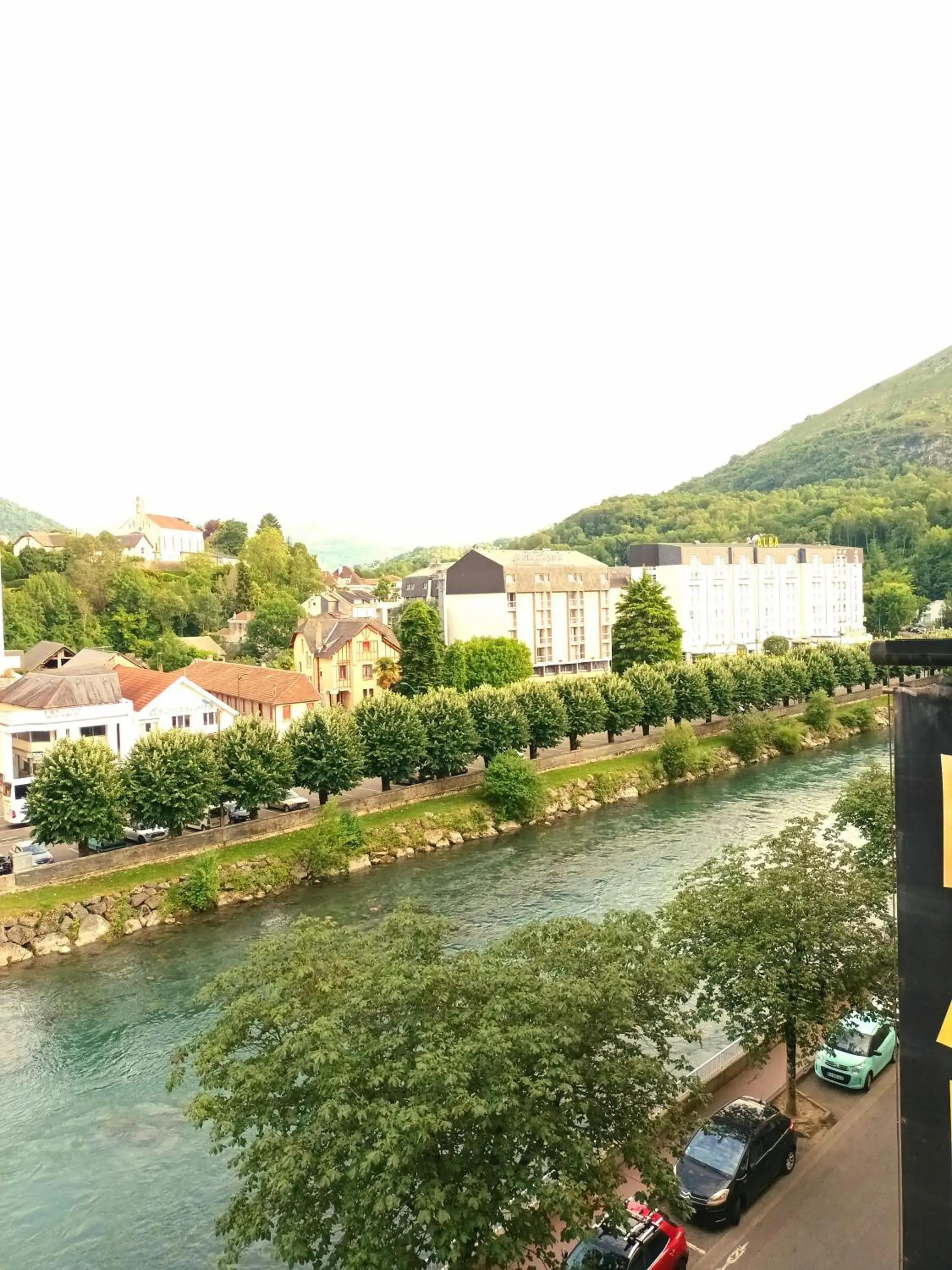Mountain view in Hôtel Jeanne d'Arc Mountain view in Hôtel Jeanne d'Arc