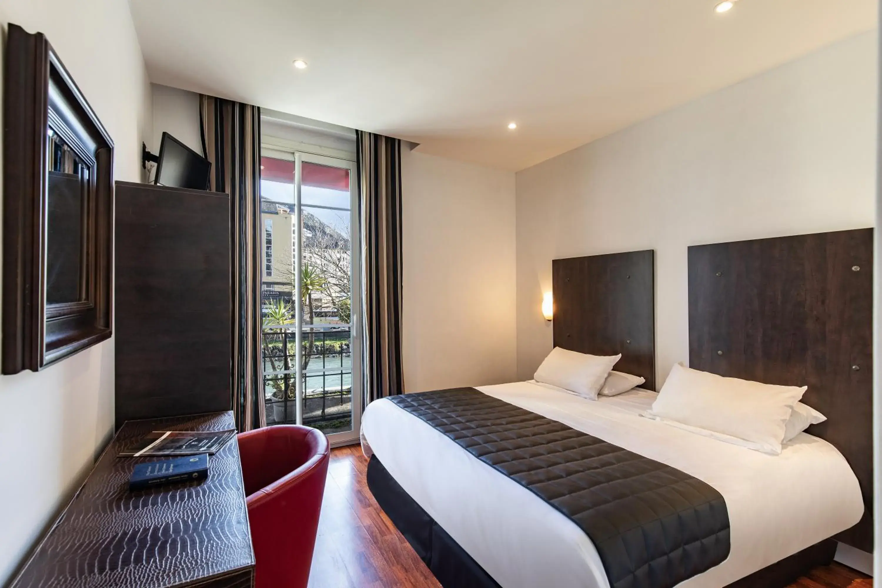 Bedroom in Hôtel Jeanne d'Arc Bedroom in Hôtel Jeanne d'Arc