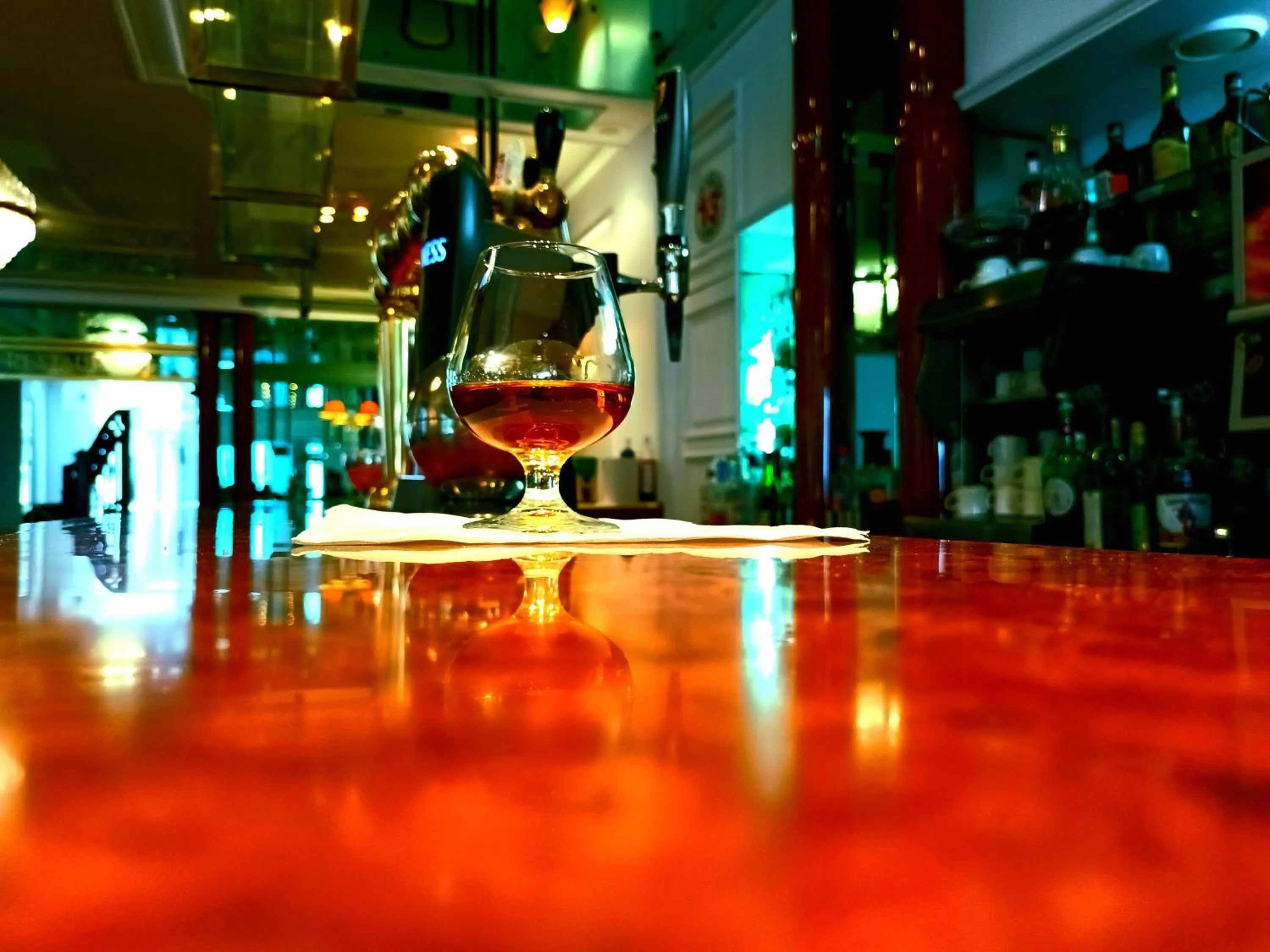 Lounge or bar in Hôtel Jeanne d'Arc