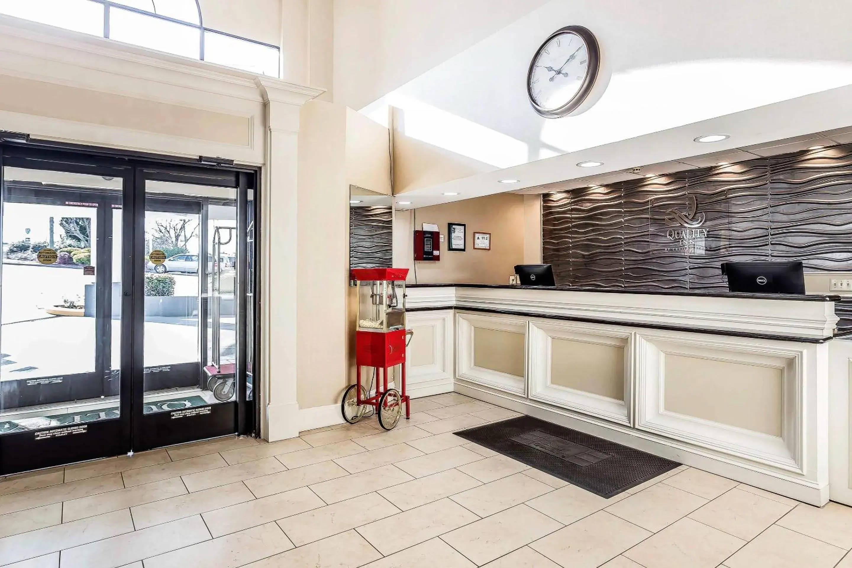 Lobby or reception in Quality Inn & Suites Salisbury South Lobby or reception in Quality Inn & Suites Salisbury South