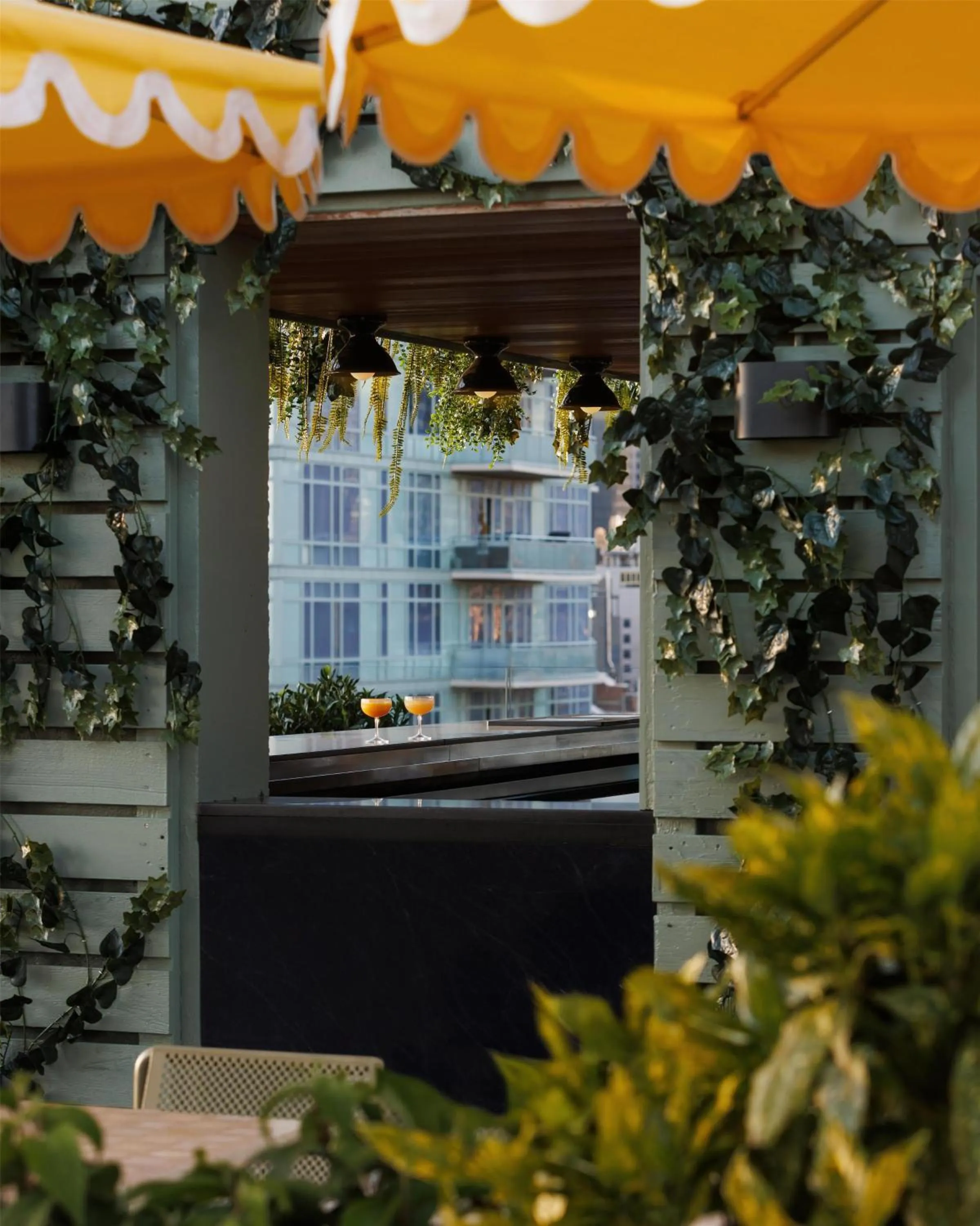 Lounge or bar in Arlo NoMad