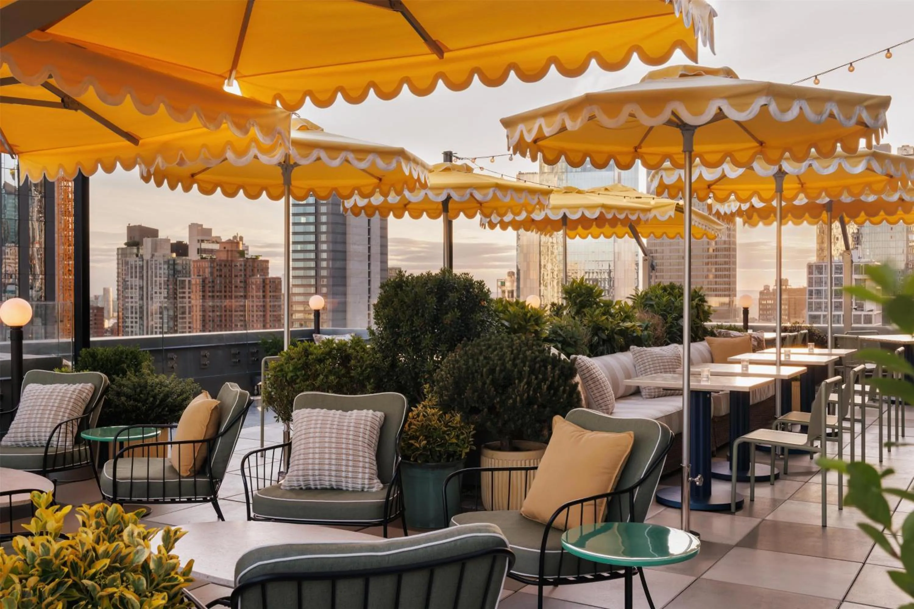 Lounge or bar in Arlo NoMad