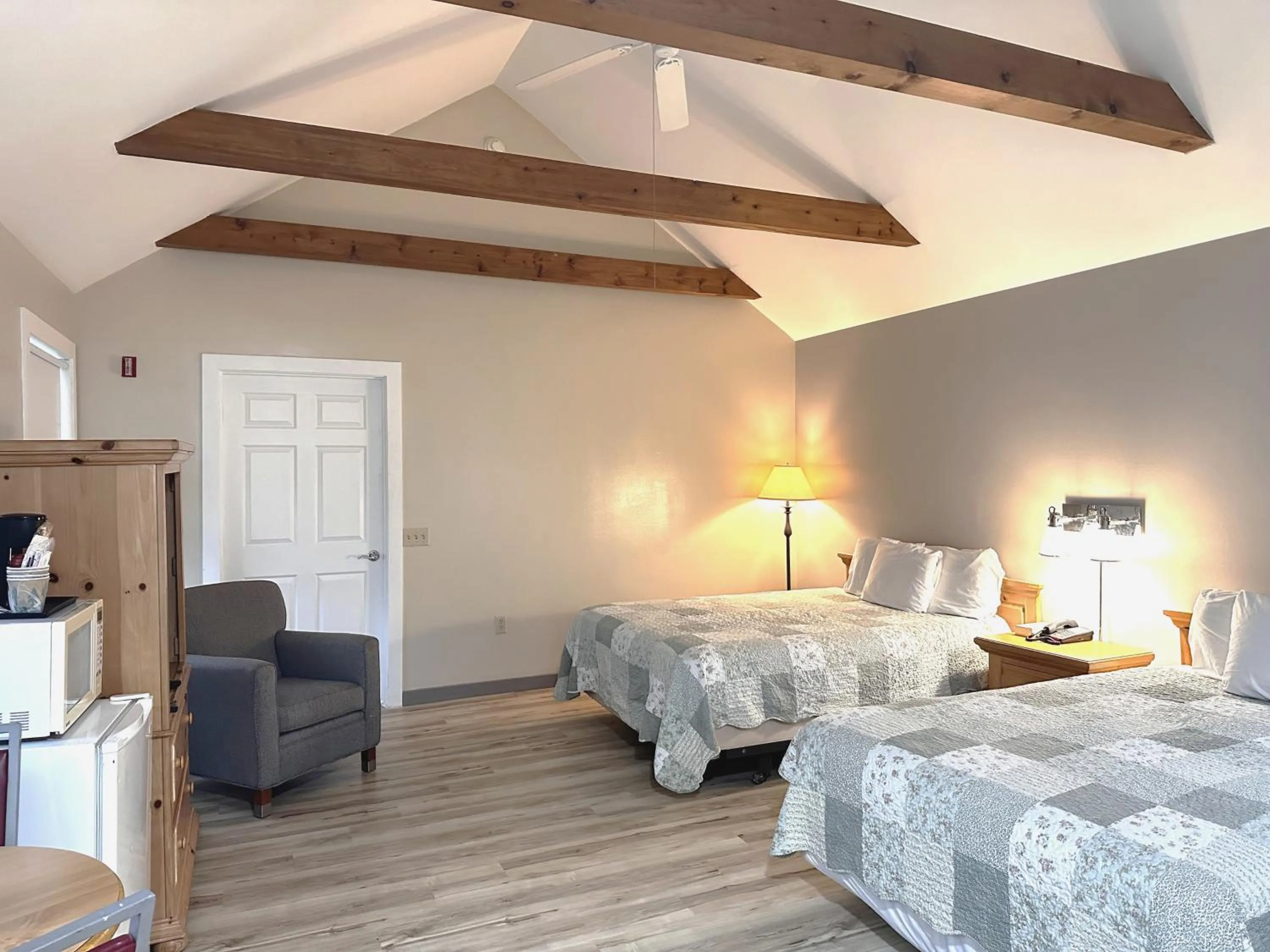 Bed in Spruce Lane Lodge and Cottages