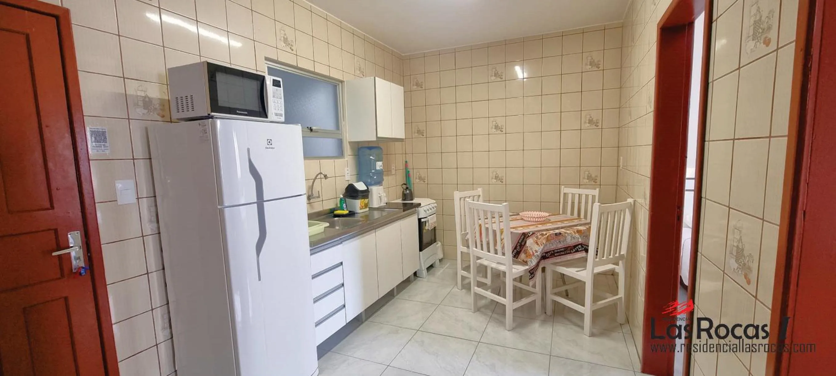 Kitchen or kitchenette in Residencial Las Rocas I