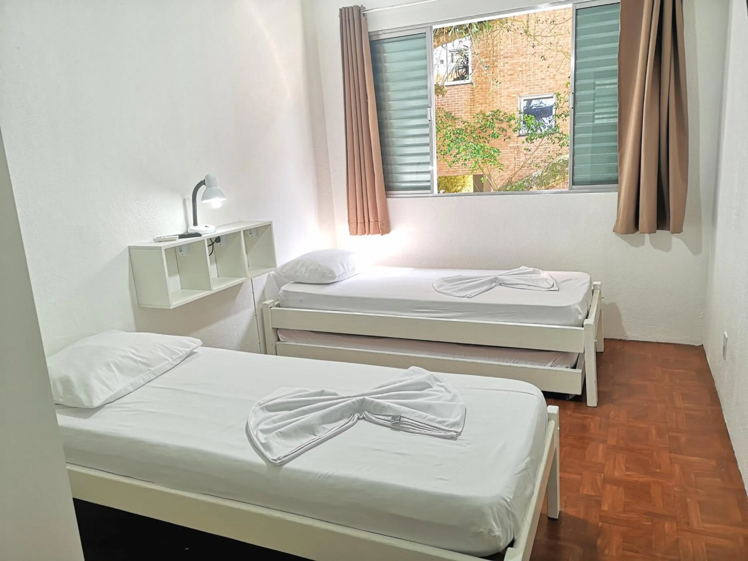 Bedroom, Bed in Residencial Las Rocas I