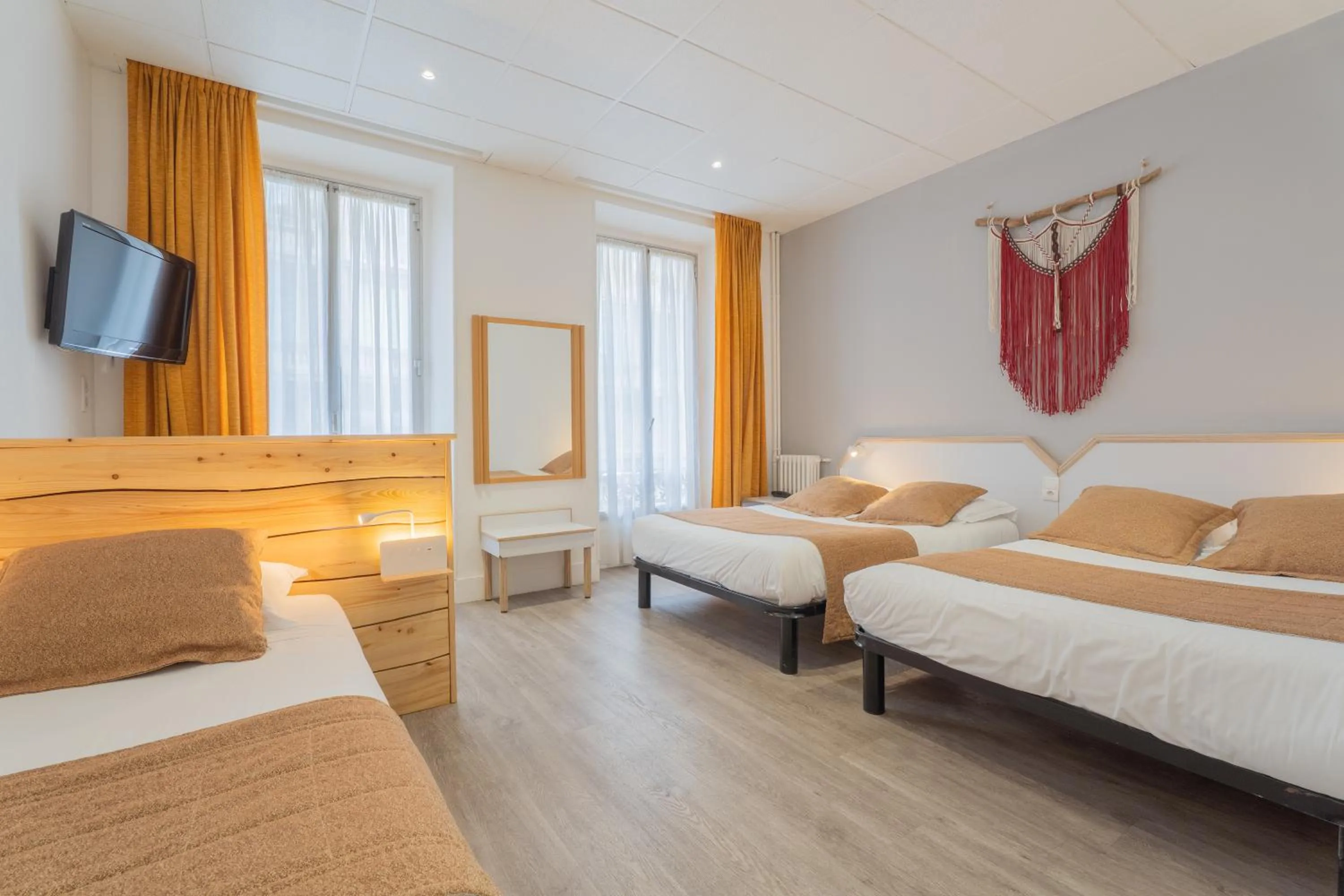 Bedroom, Bed in Hotel Busby