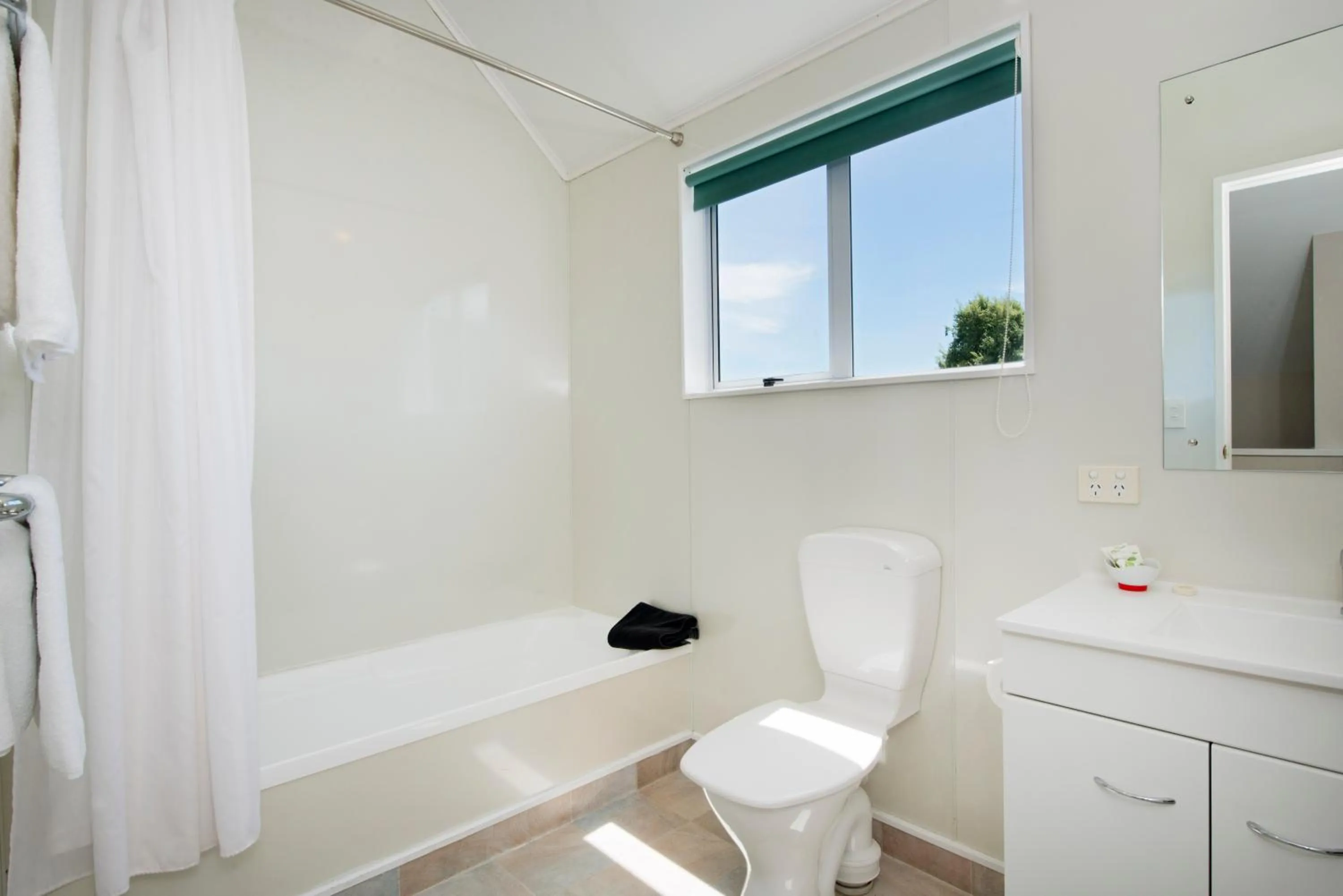 Waimarie on Riverside Motel & Apartments