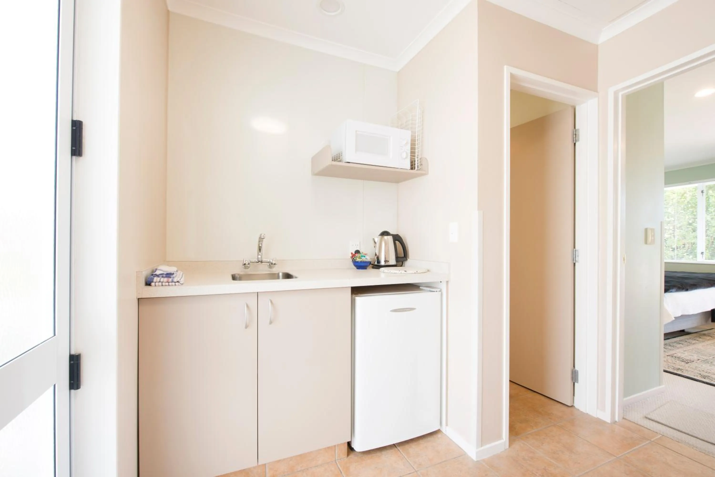 Bed in Waimarie on Riverside Motel & Apartments