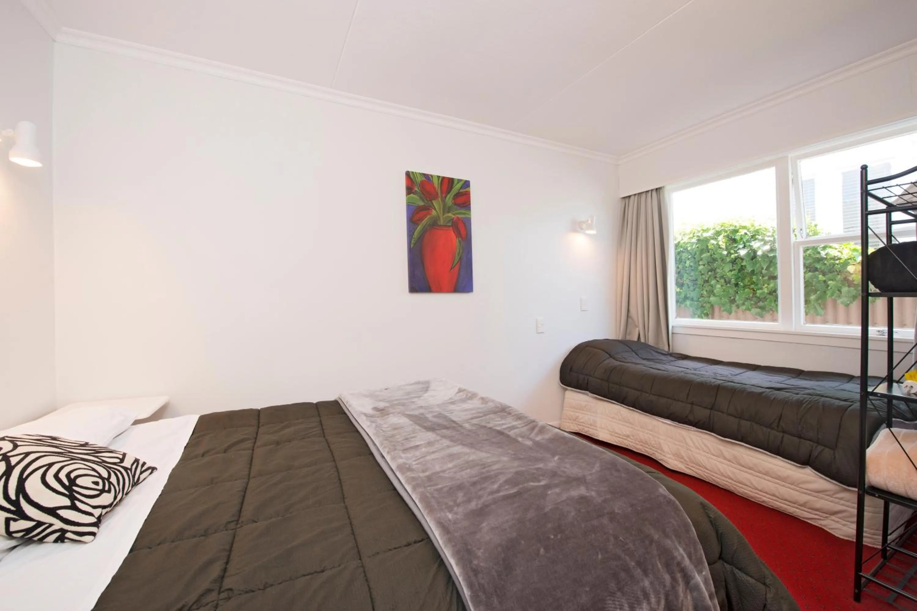 Bed in Waimarie on Riverside Motel & Apartments