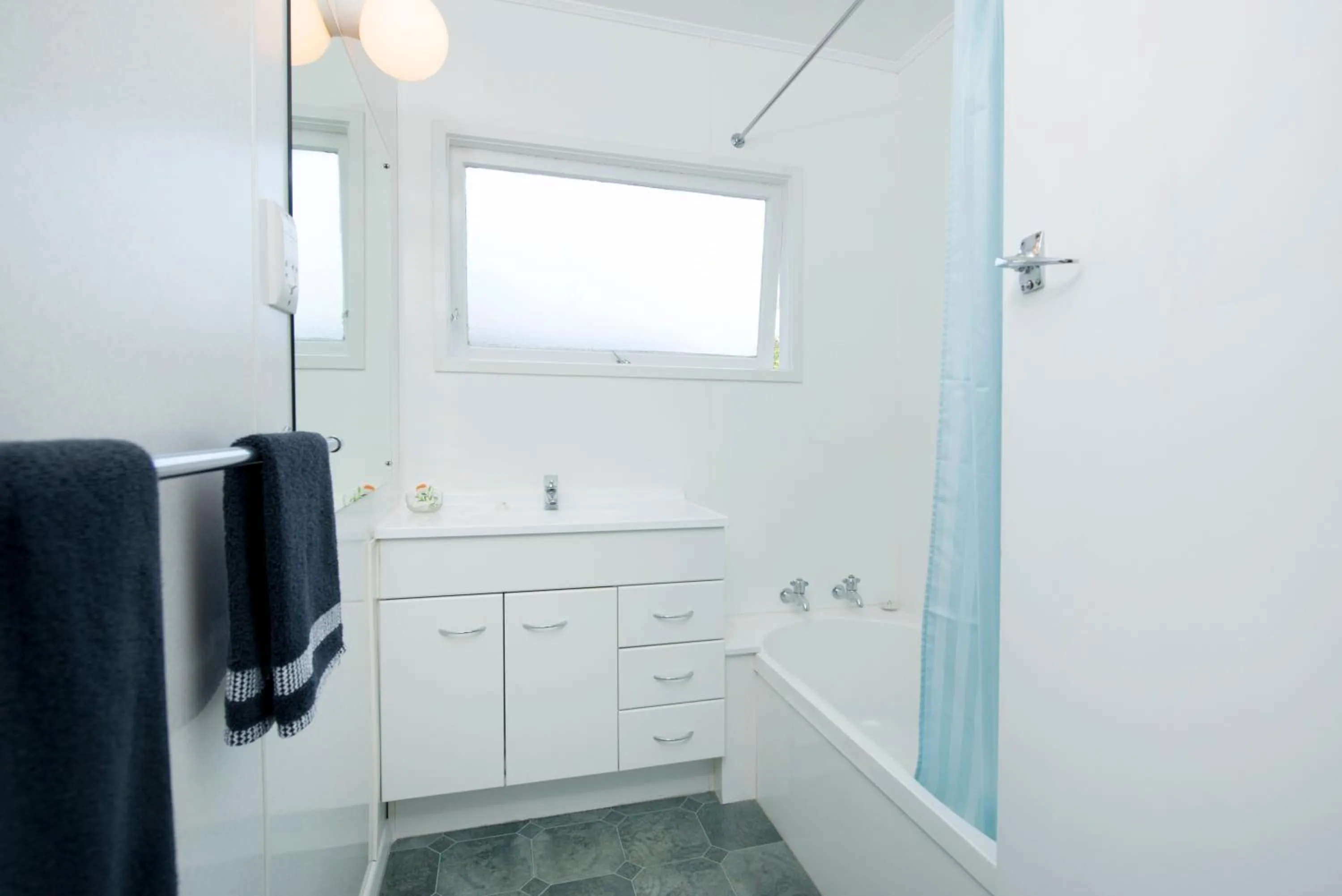 Waimarie on Riverside Motel & Apartments