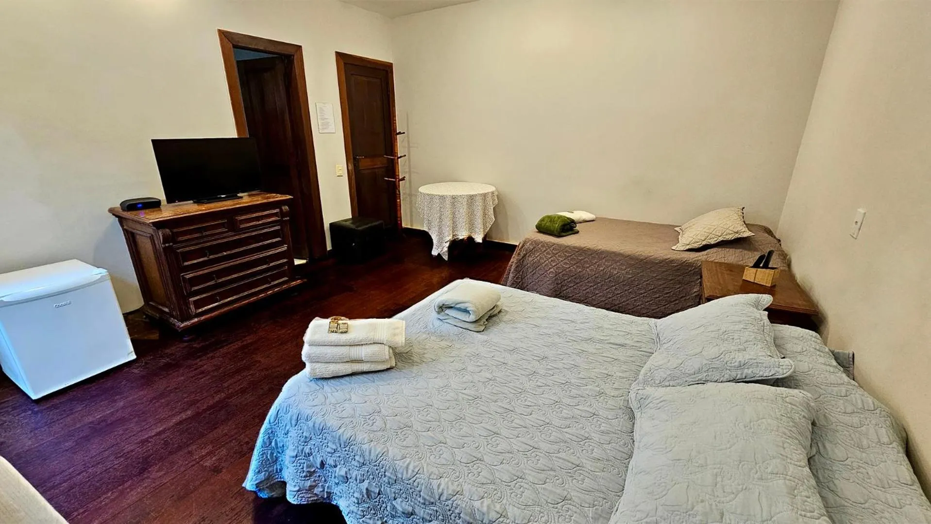 Bed in Beach Guest House - GMT