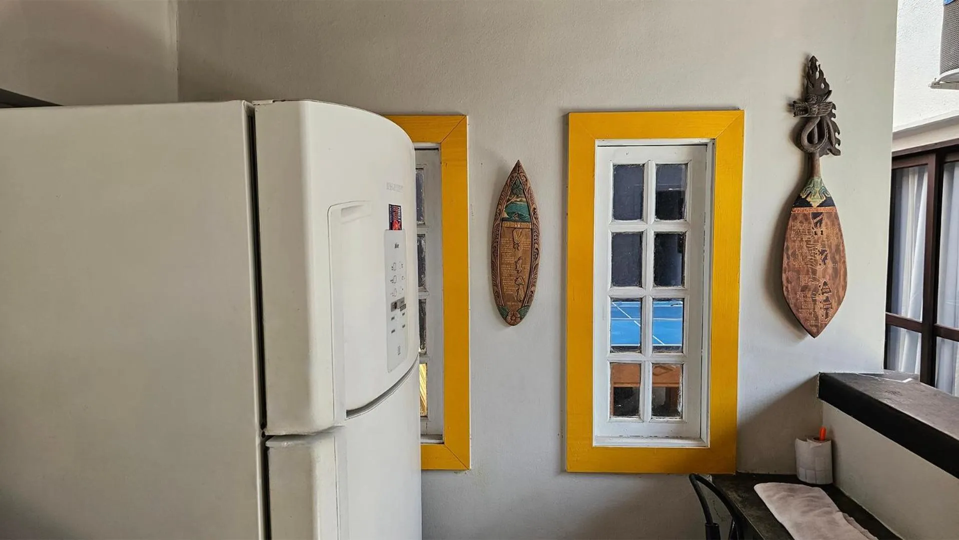 Communal kitchen in Beach Guest House - GMT