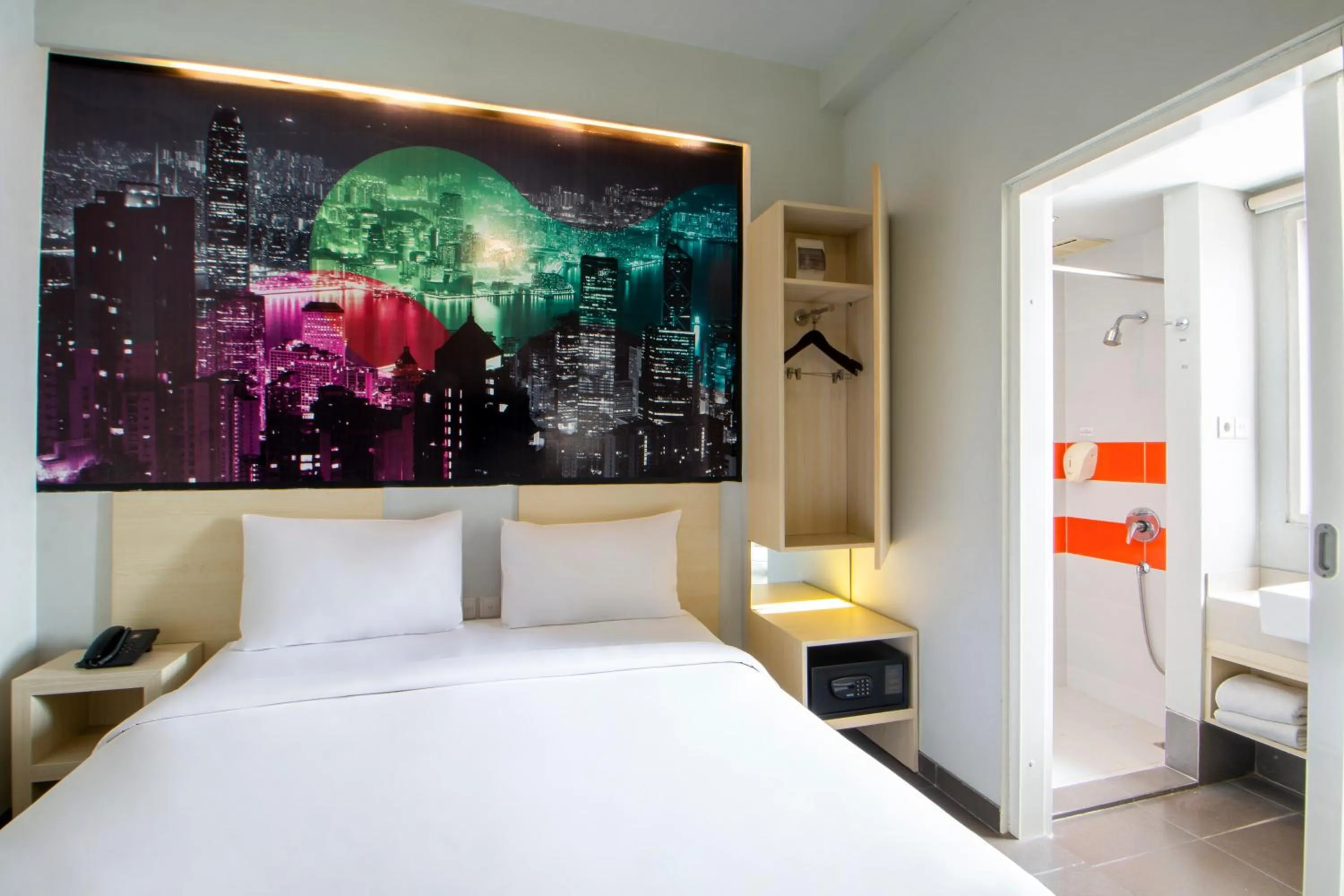 Bedroom, Bed in Cleo Hotel Jemursari Surabaya