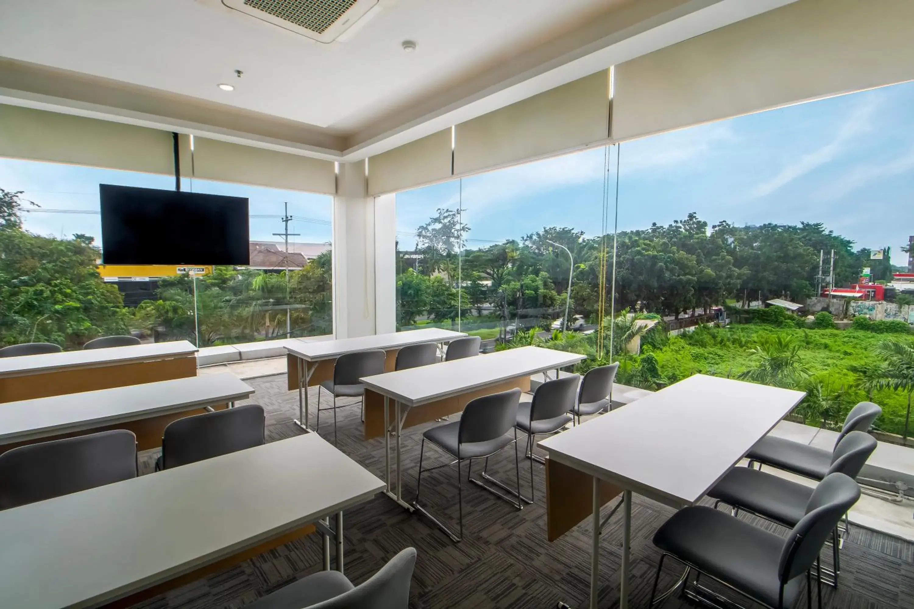 Property building in Cleo Hotel Jemursari Surabaya Property building in Cleo Hotel Jemursari Surabaya