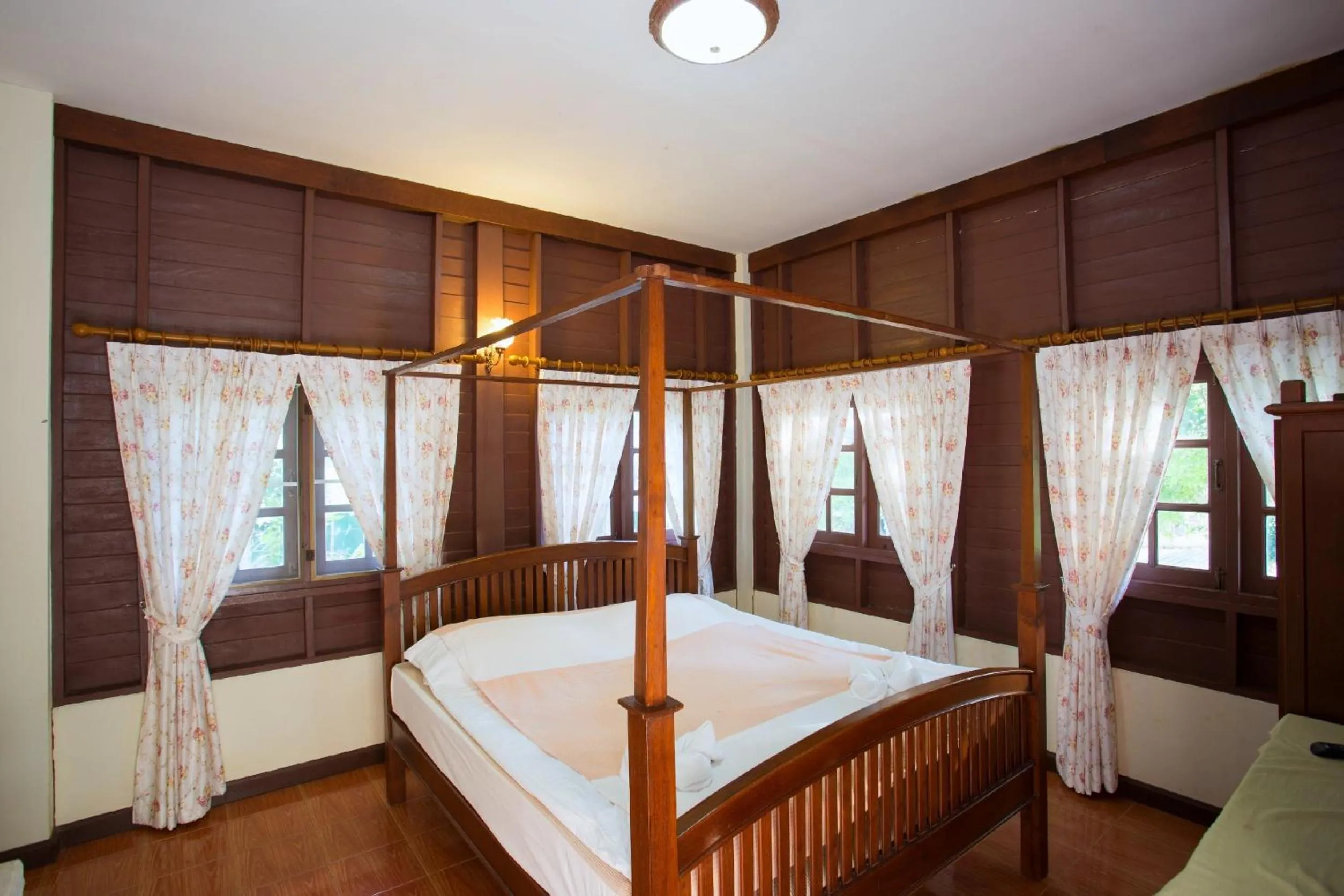 Bed in Goldengold (Khaoyai) Resort & Spa