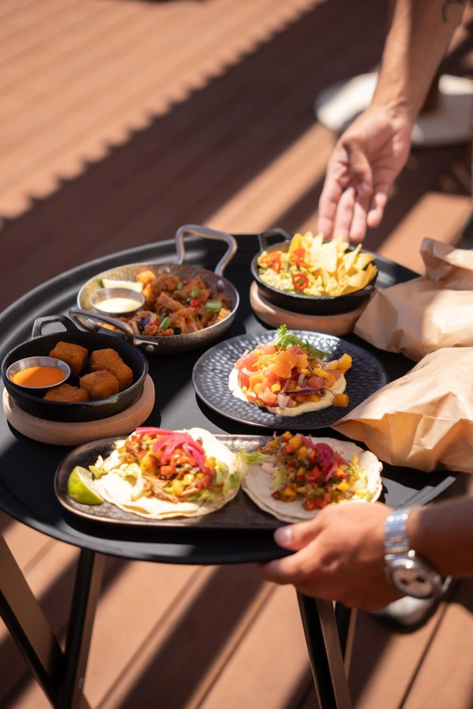 Restaurant/places to eat in Holiday Inn Nice - Port St Laurent by IHG