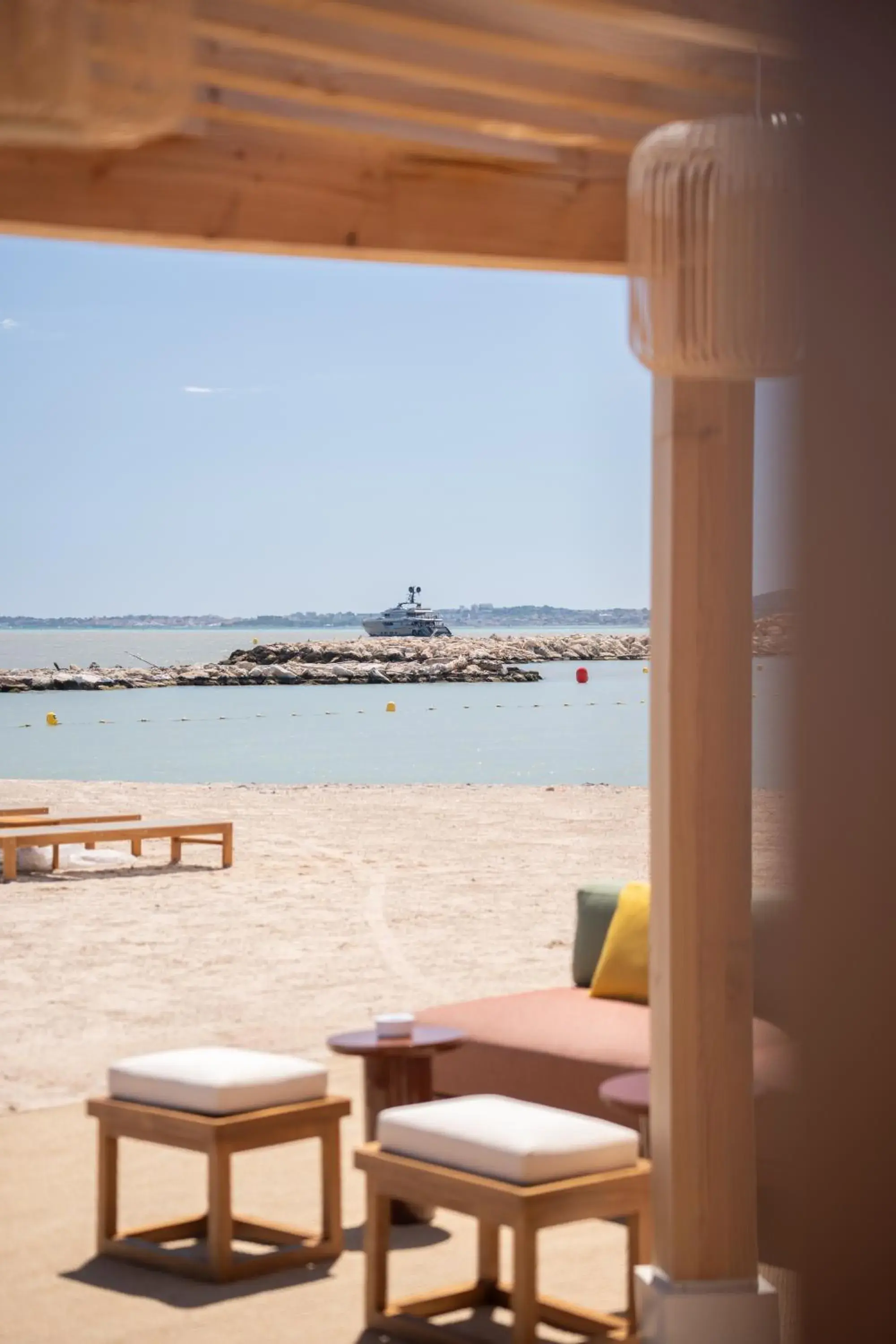 Restaurant/places to eat in Holiday Inn Nice - Port St Laurent by IHG Restaurant/places to eat in Holiday Inn Nice - Port St Laurent by IHG