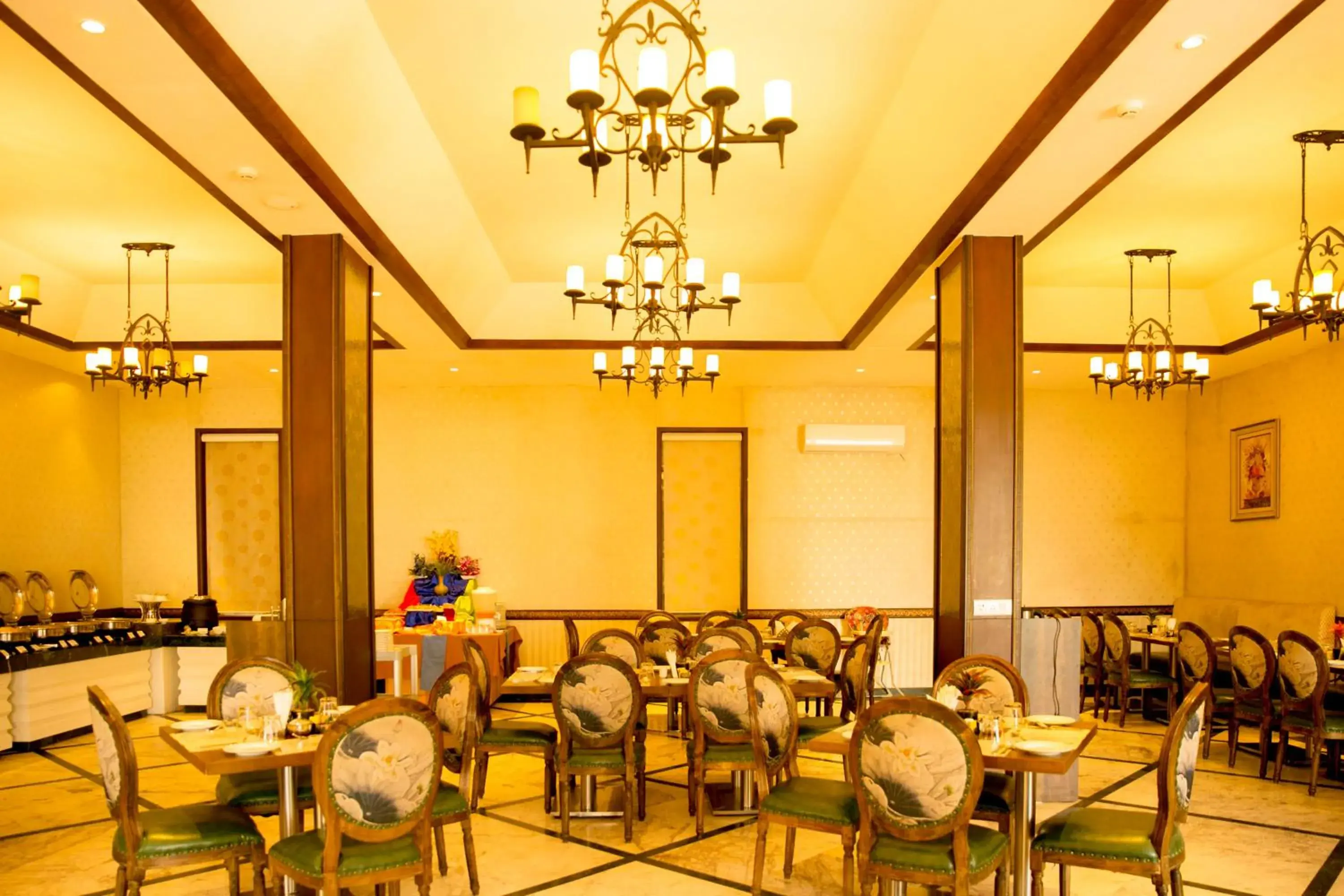Restaurant/places to eat in The Fern Hillside Resort Bhimtal Restaurant/places to eat in The Fern Hillside Resort Bhimtal