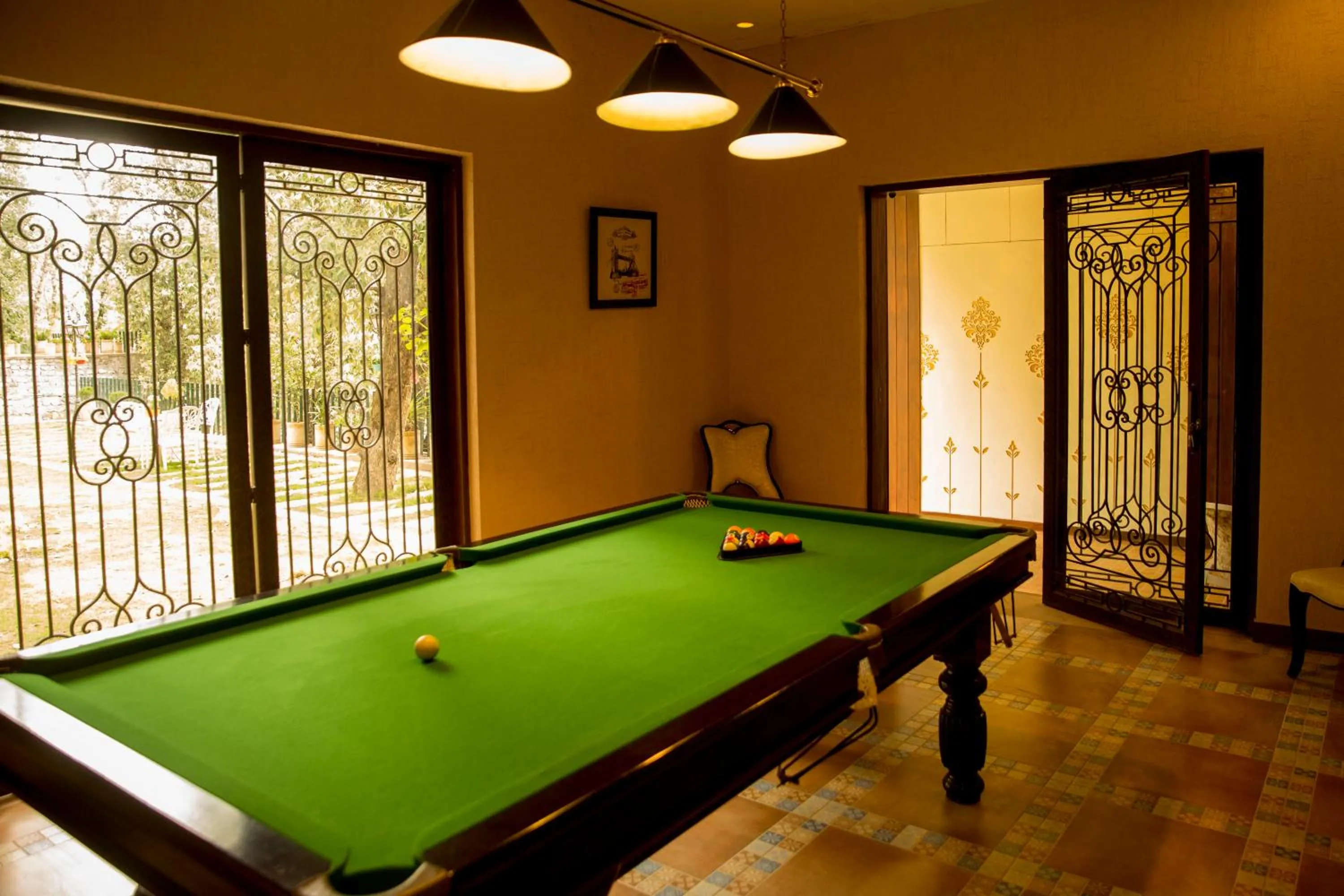 Squash in The Fern Hillside Resort Bhimtal