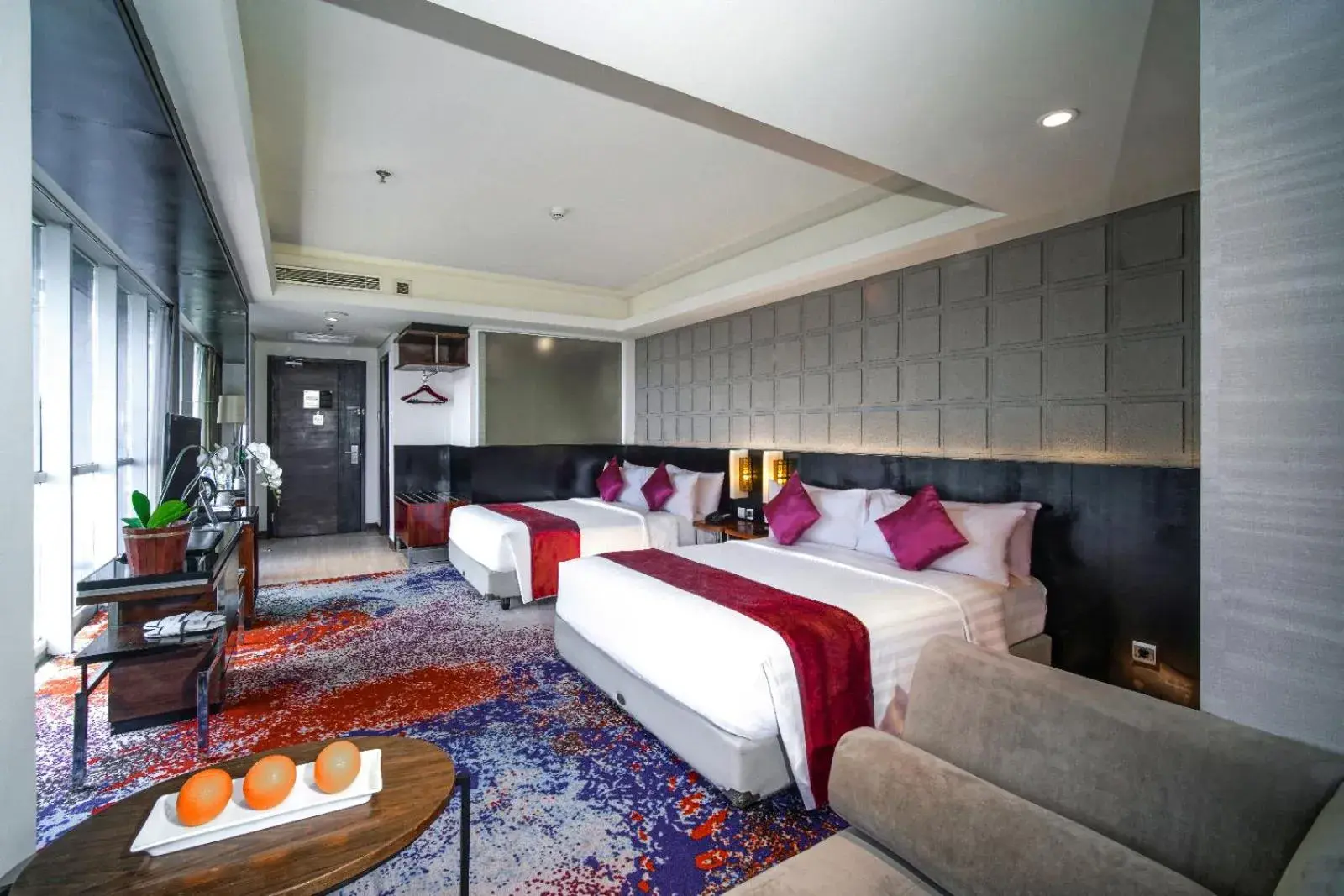 Presidential Suite in Aston Pasteur Presidential Suite in Aston Pasteur