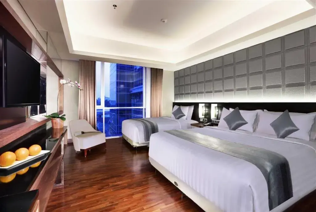 Family Room in Aston Pasteur Family Room in Aston Pasteur