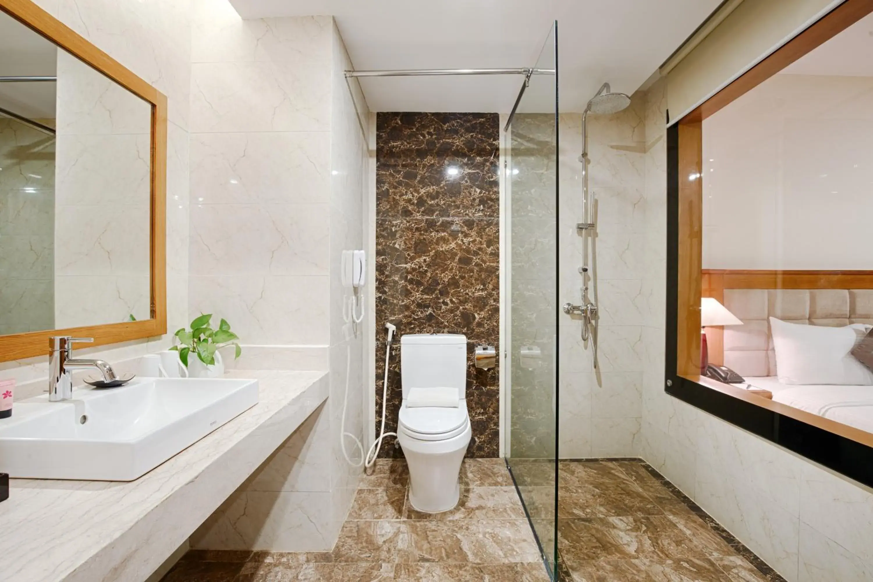 Bathroom in Muong Thanh Holiday Ly Son Bathroom in Muong Thanh Holiday Ly Son