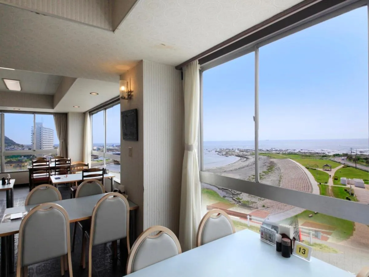 Restaurant/places to eat in Boso Shirahama Umisato Hotel