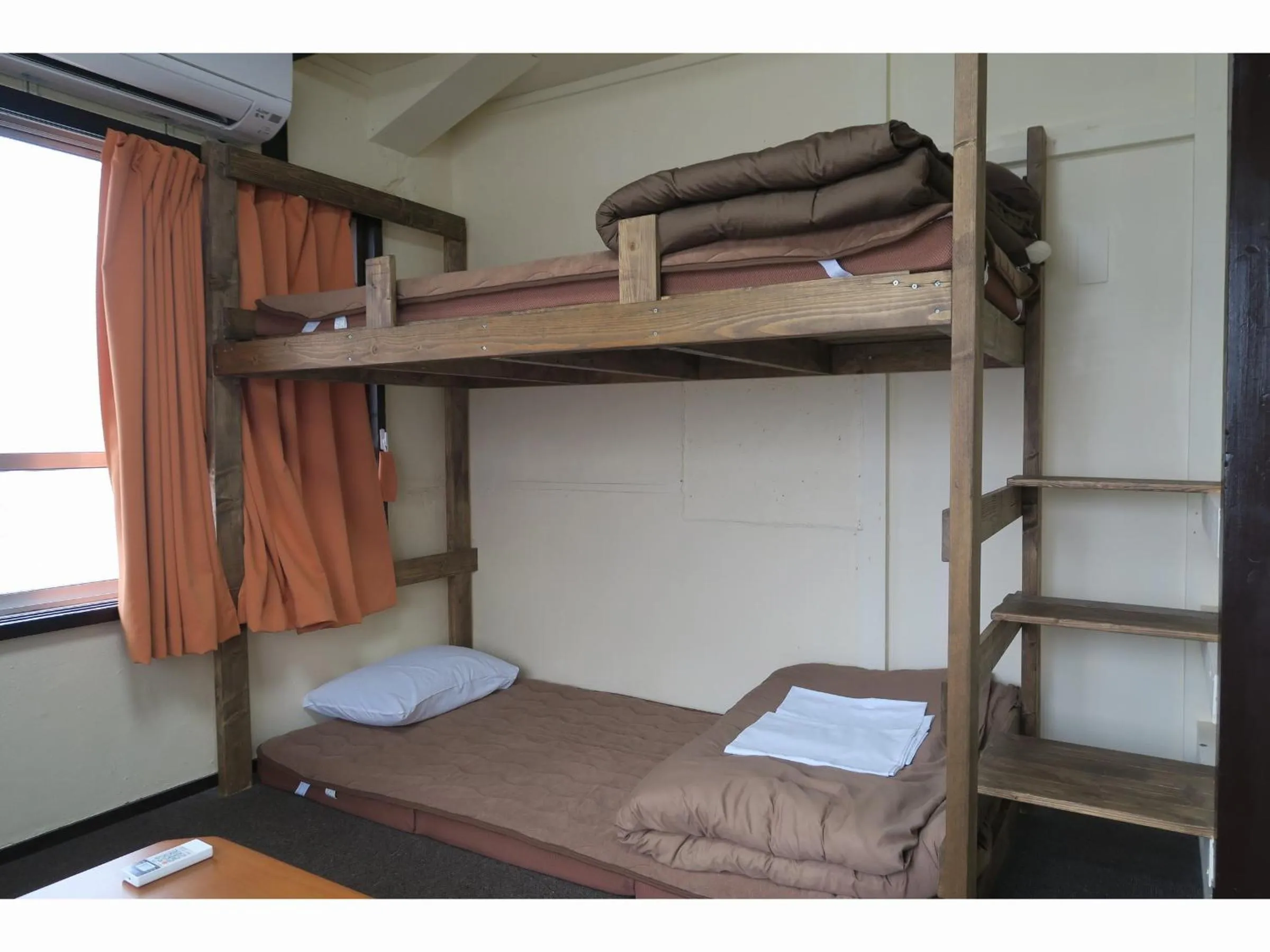 bunk bed, Bed in Takamatsu Guesthouse BJ Station