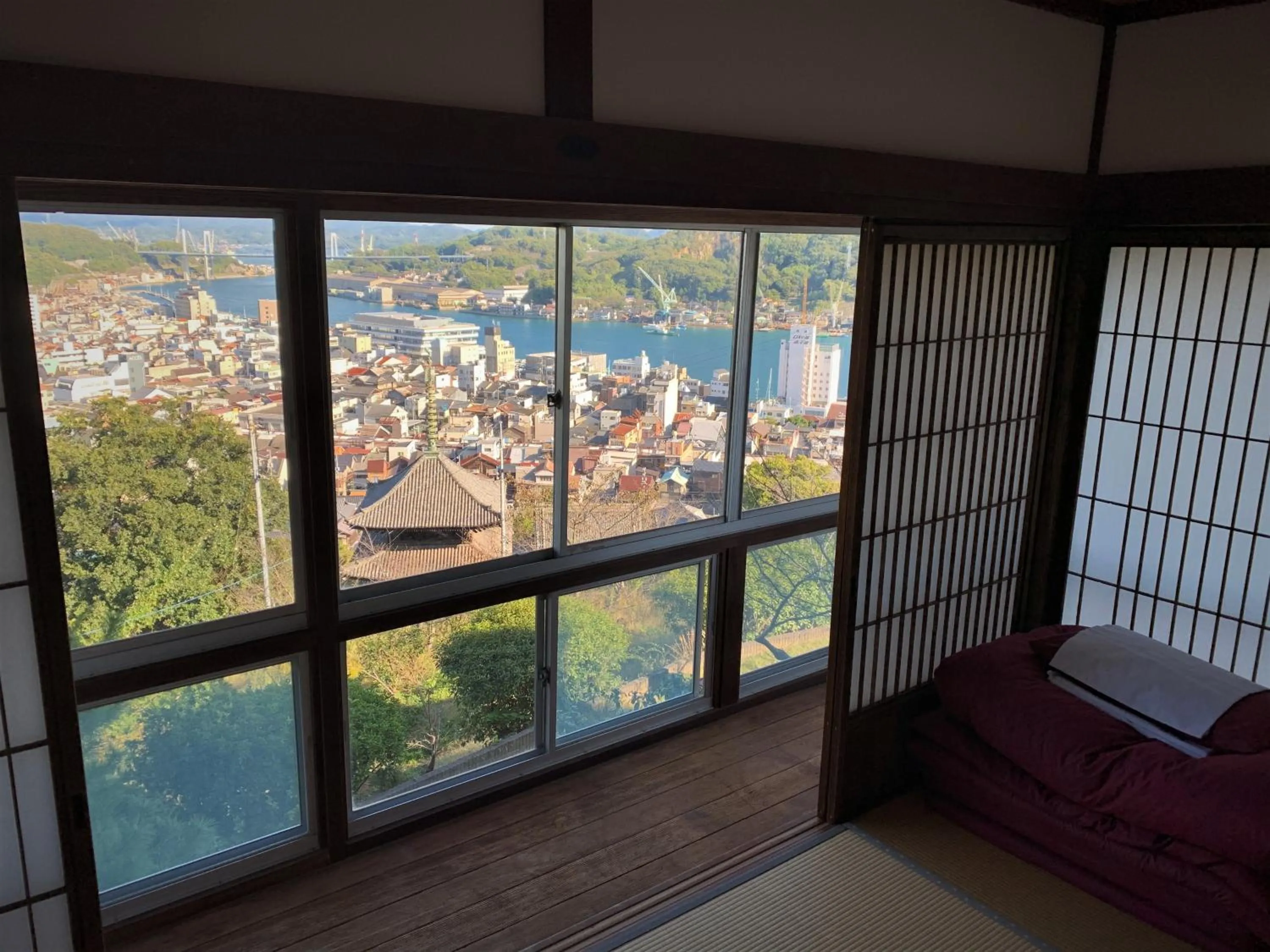 City view, Bed in Onomichi Guest House Miharashi-tei