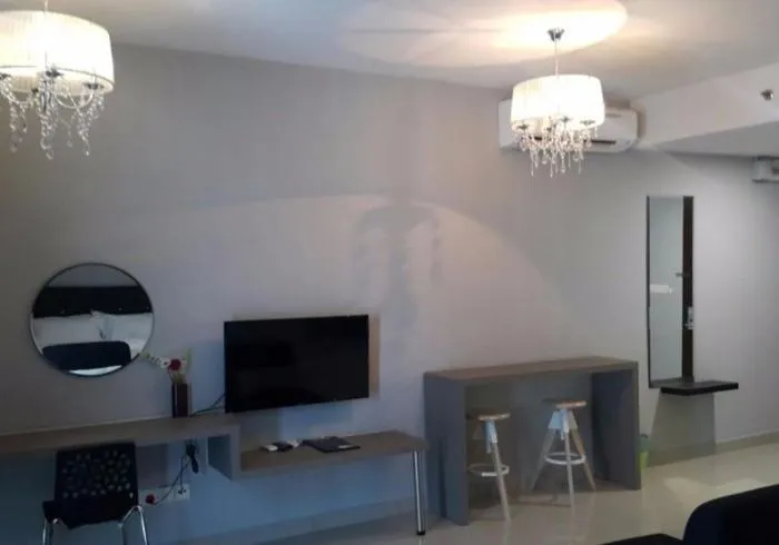 De Houz @ Setia Alam Trefoil Homestay