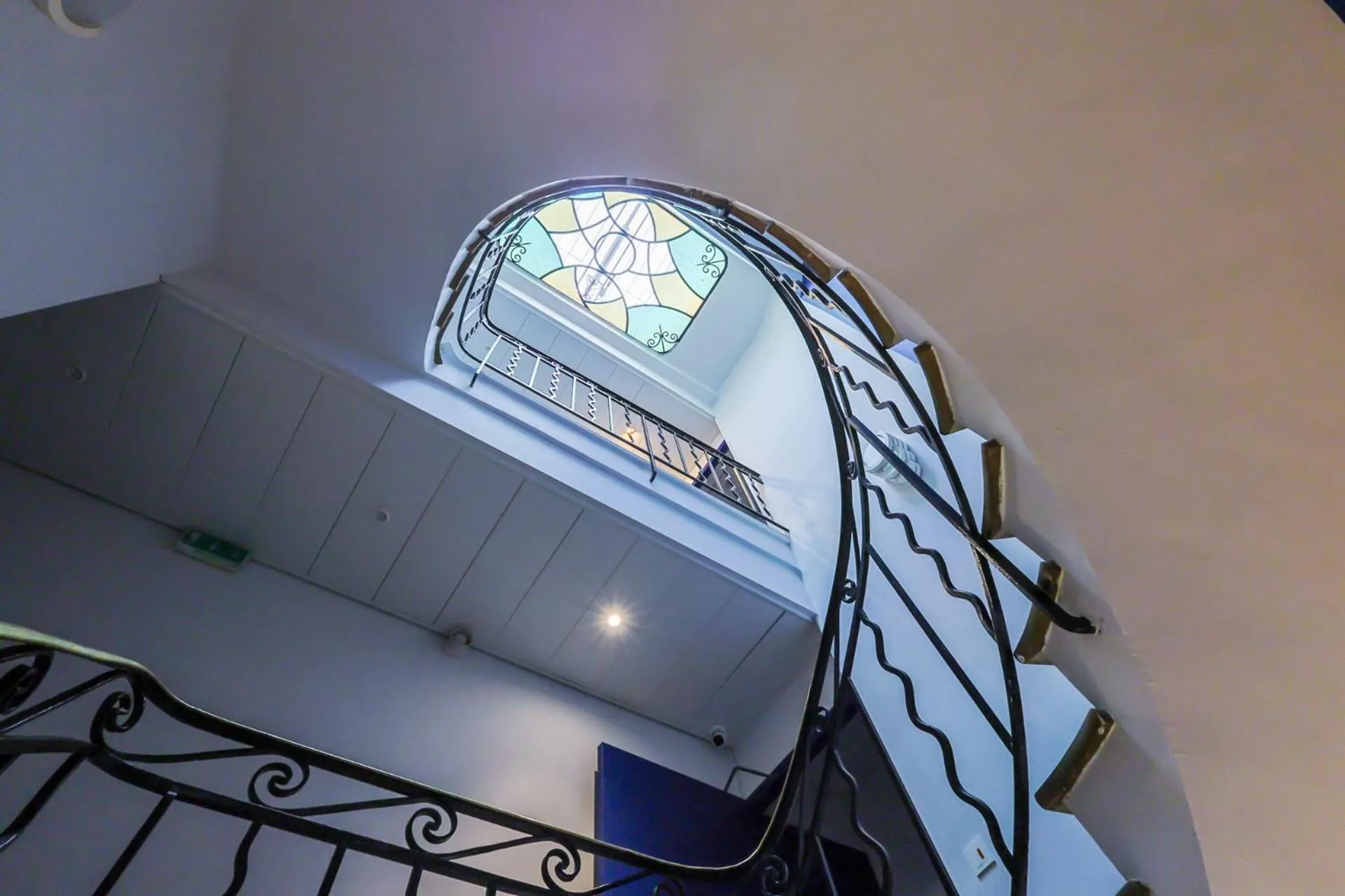 Property building, Bed in Hotel Albert 1er