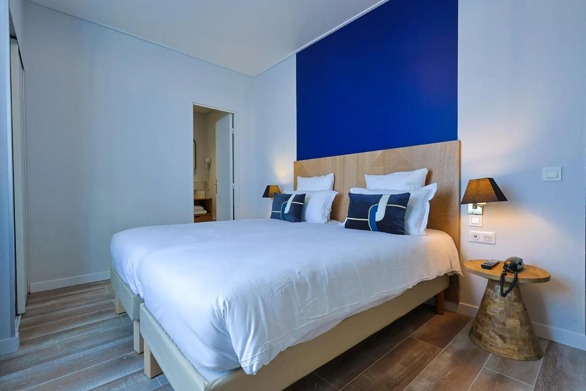 Bed in Hotel Albert 1er