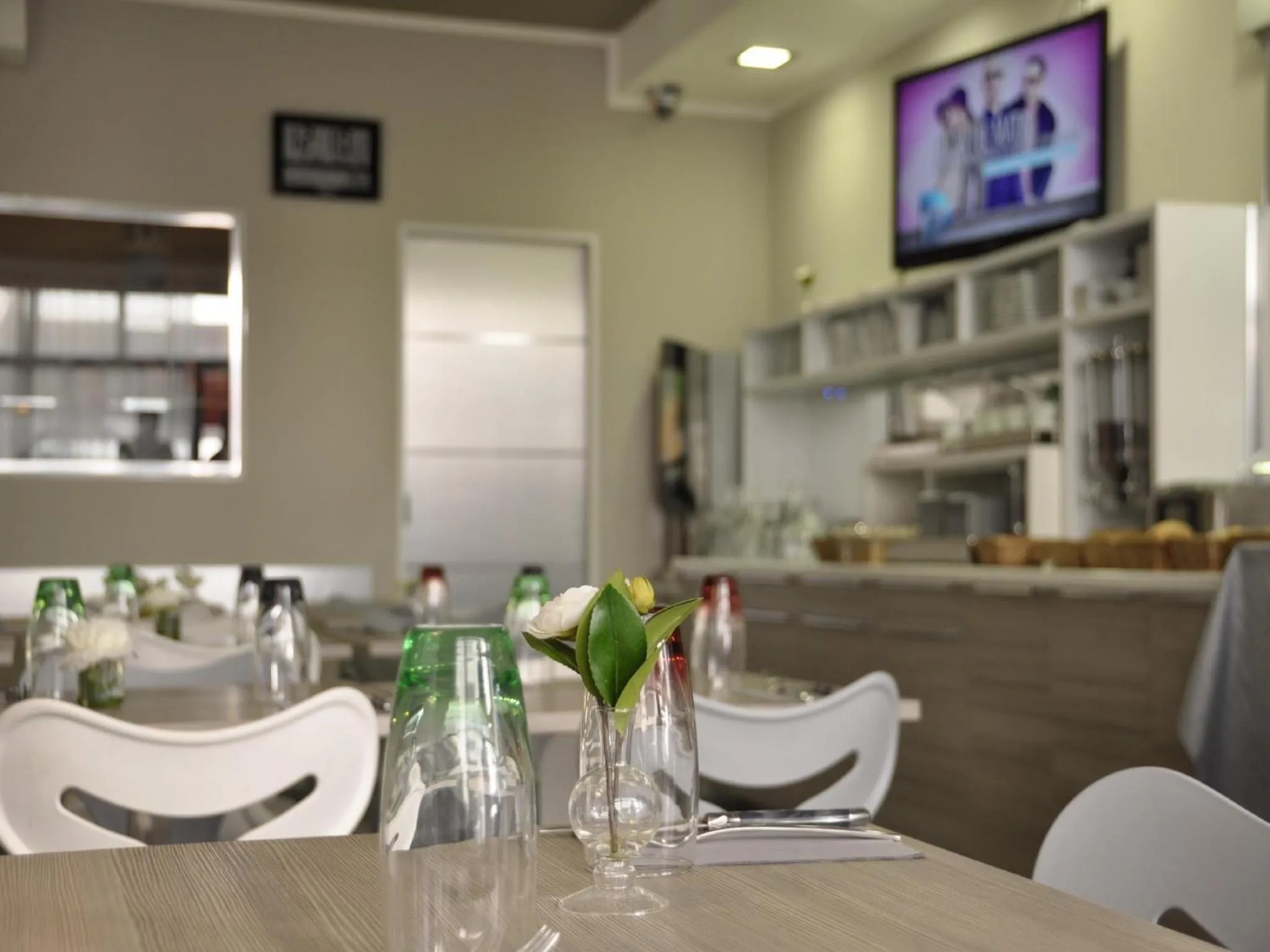 Restaurant/places to eat in Riviera Eden Palace