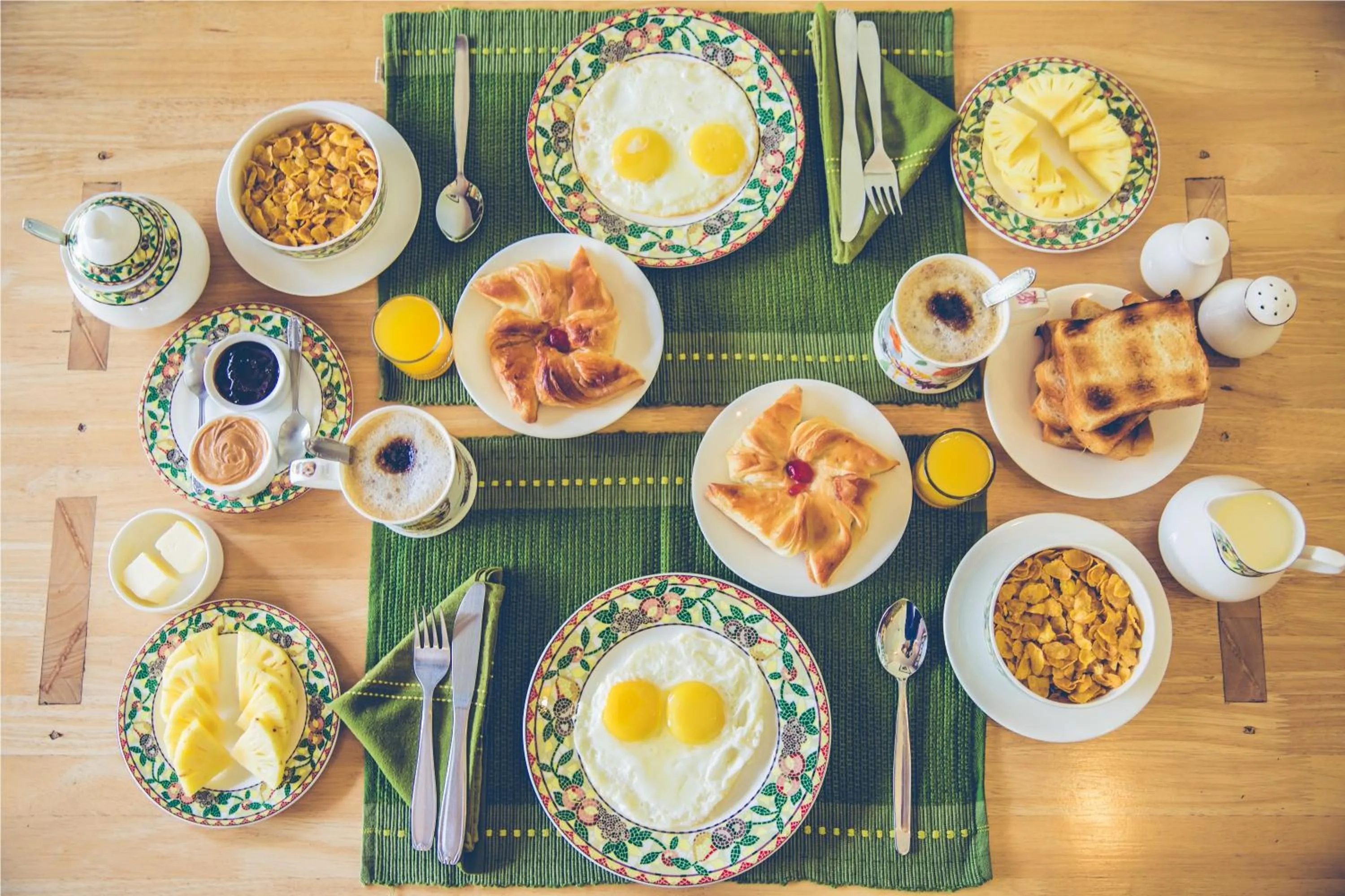 Breakfast in Wildernest