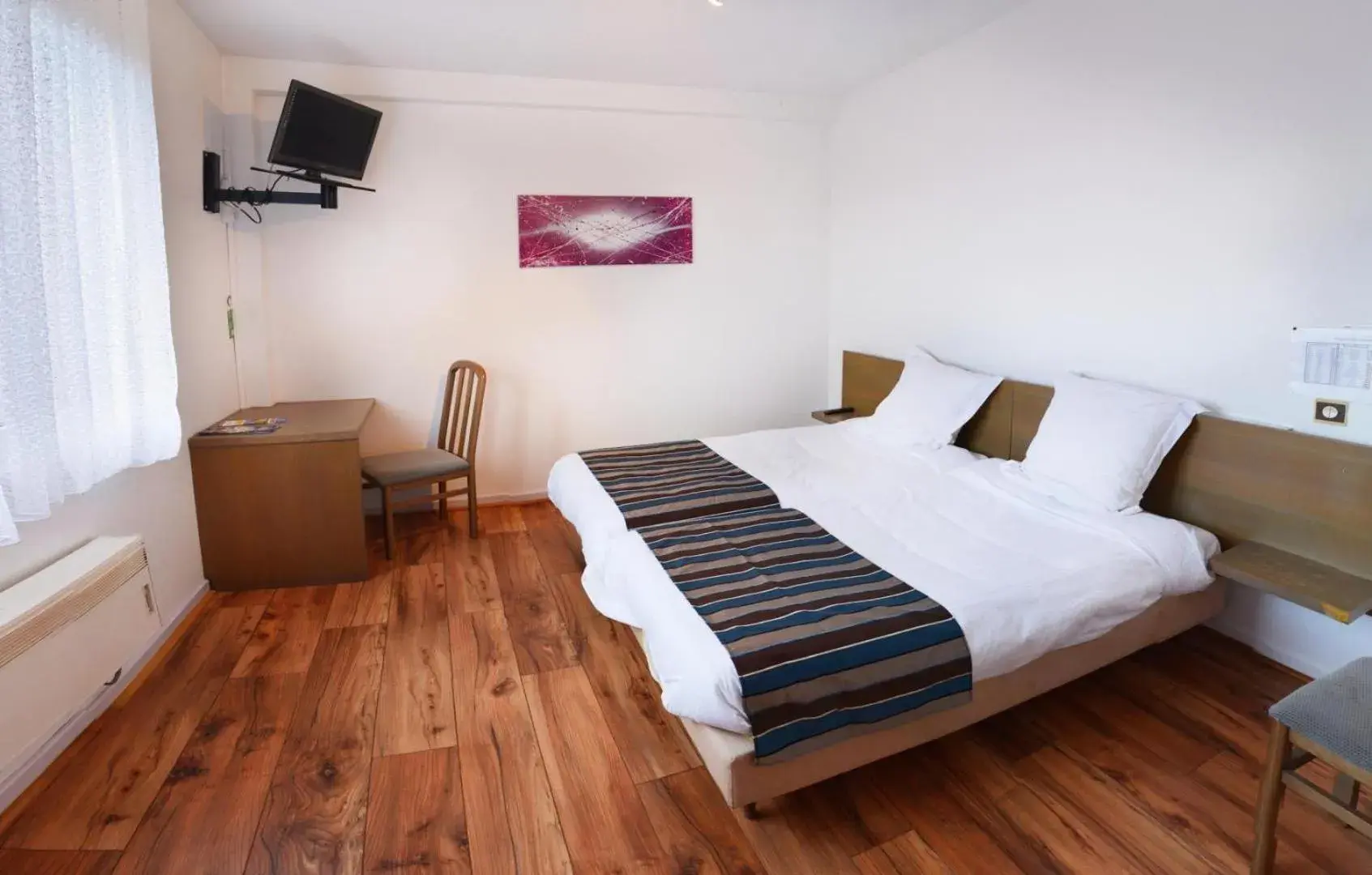 Twin Room in Contact Hotel Du Ladhof Twin Room in Contact Hotel Du Ladhof