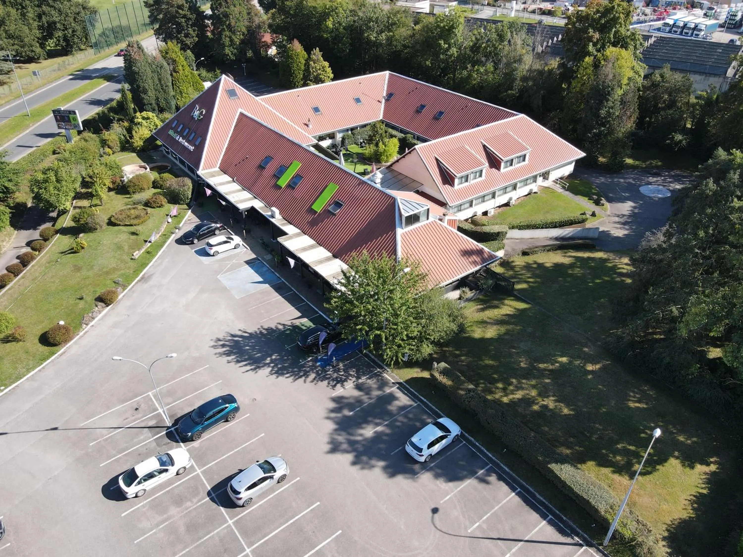 Bird's eye view in Contact Hotel BG Limoges Sud