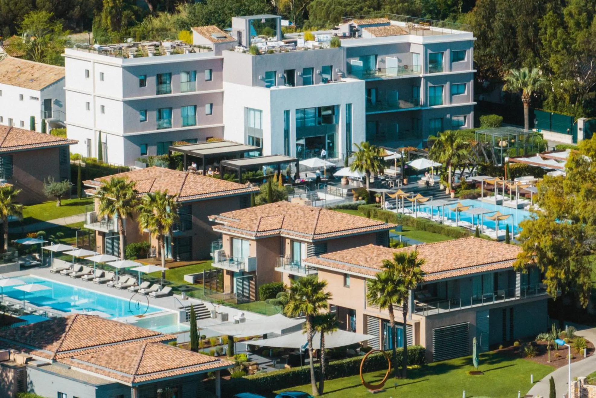 Property building in Kube Saint-Tropez