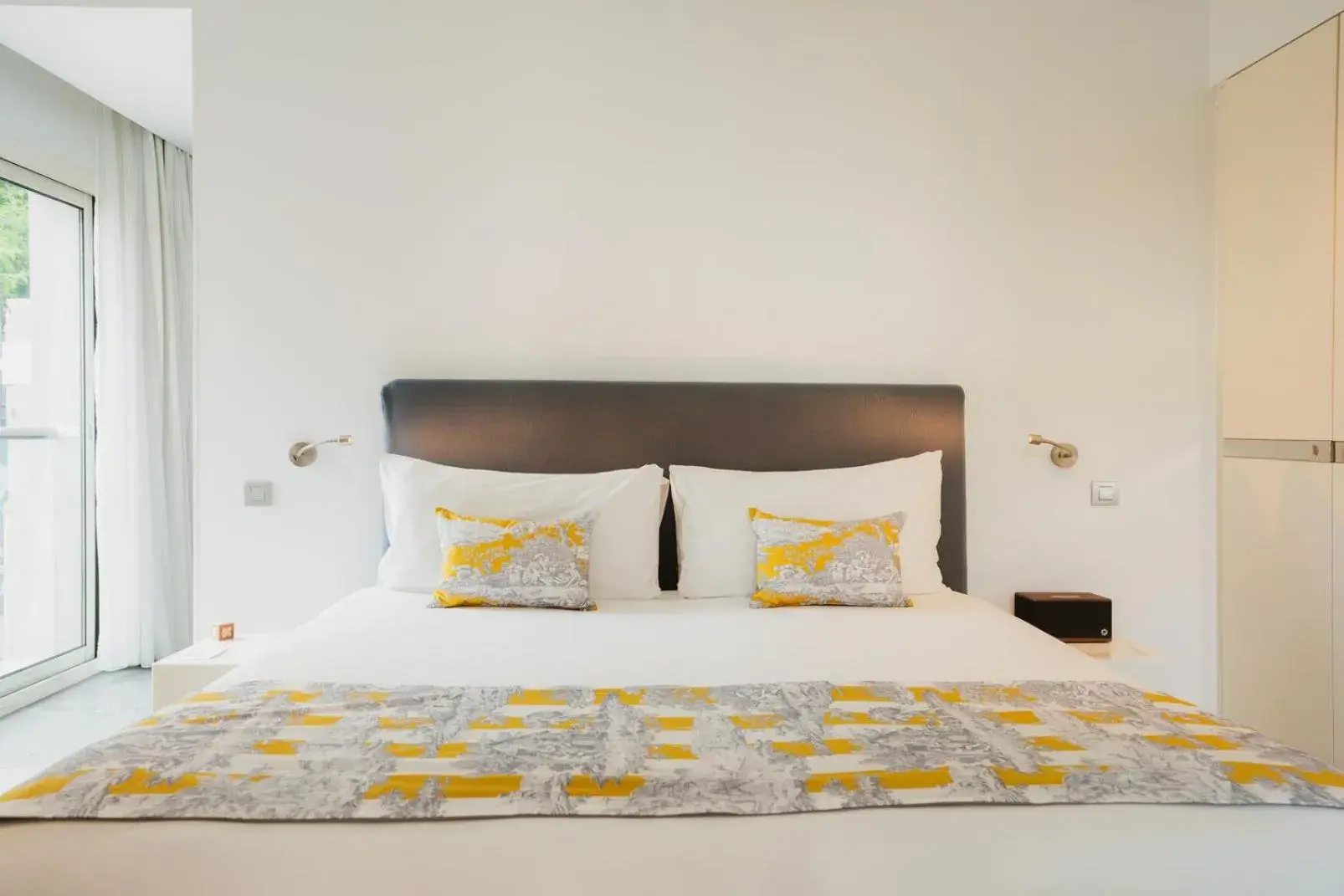 Bedroom, Bed in Kube Saint-Tropez Bedroom, Bed in Kube Saint-Tropez