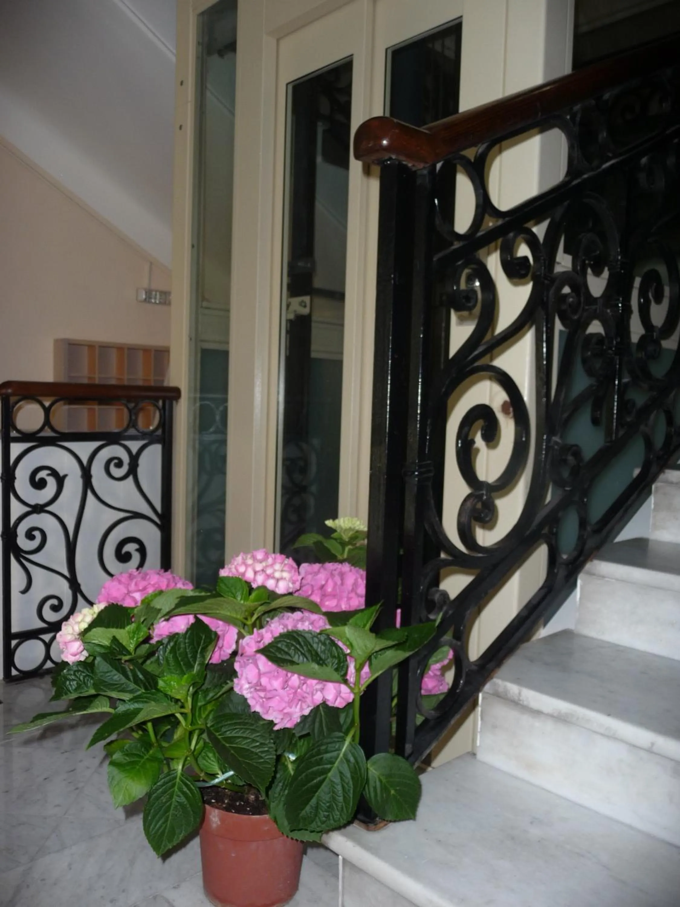 Decorative detail in Hotel Cantore