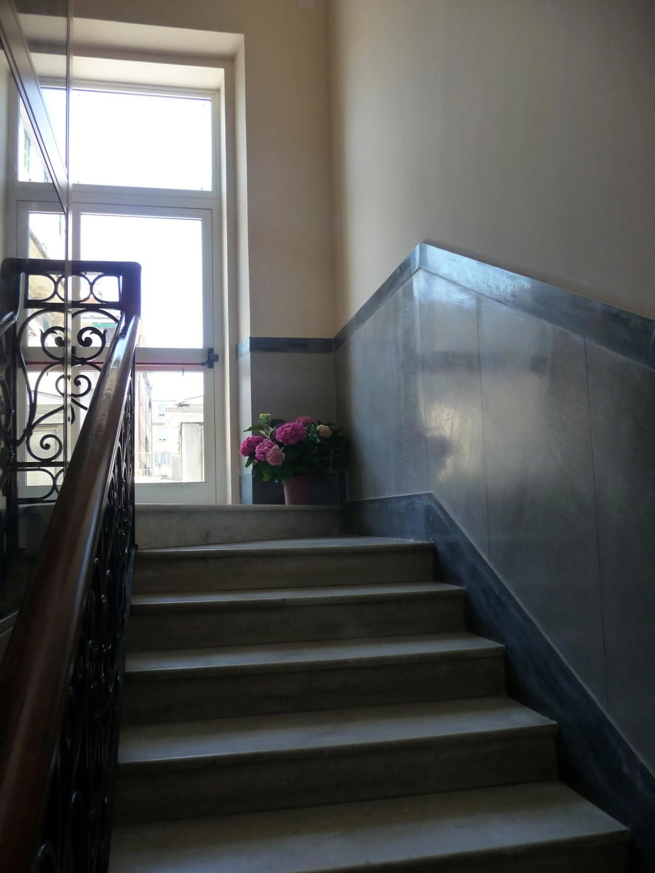 Decorative detail in Hotel Cantore