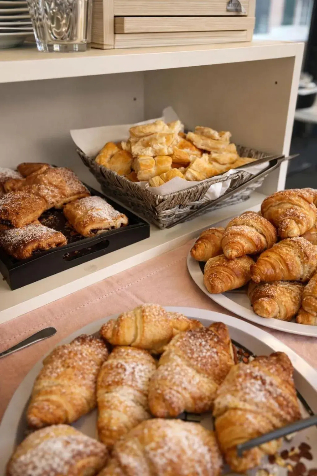 Breakfast in Hotel Cantore Breakfast in Hotel Cantore