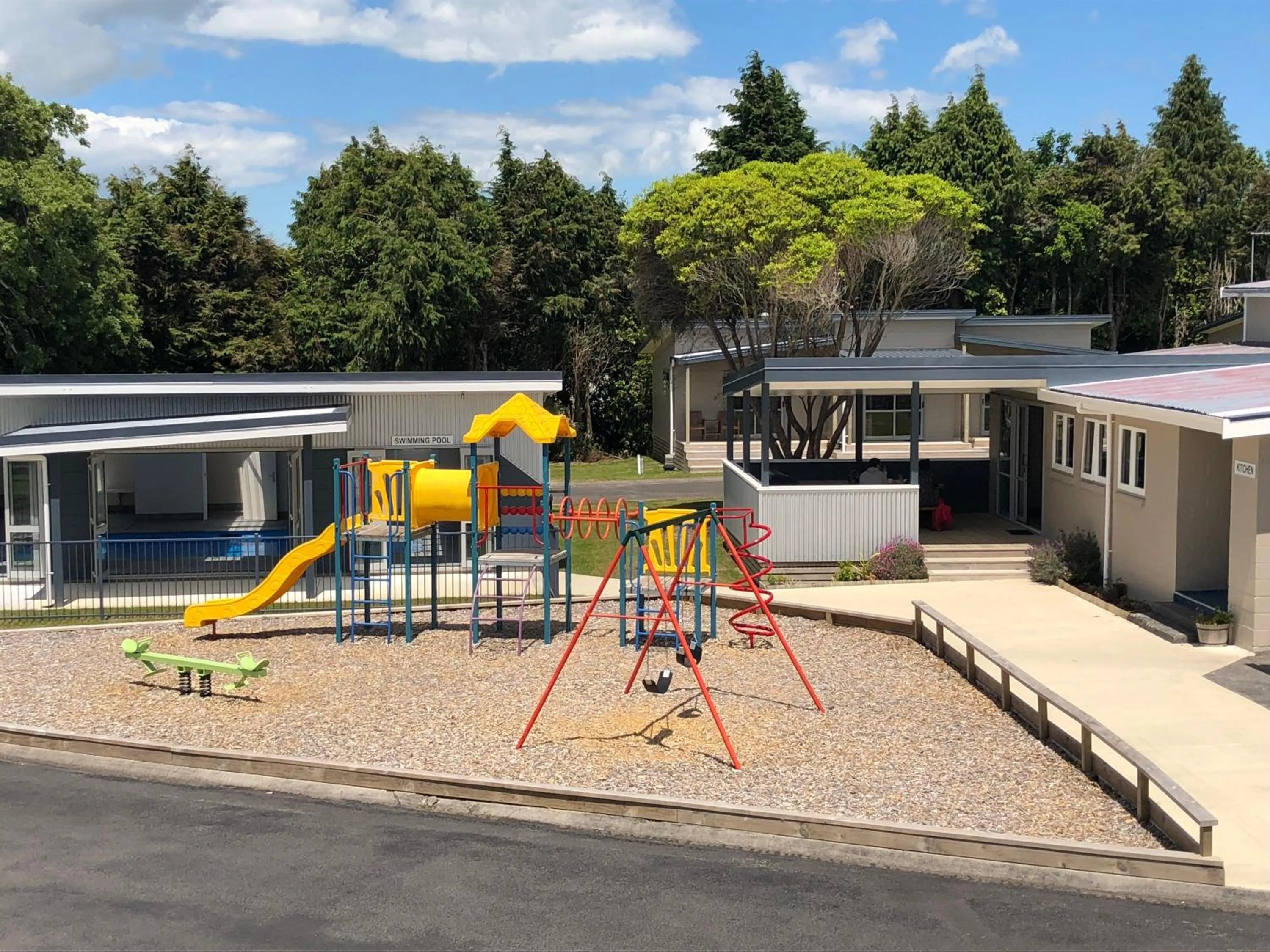 BBQ facilities in Stratford Motel & Holiday Park