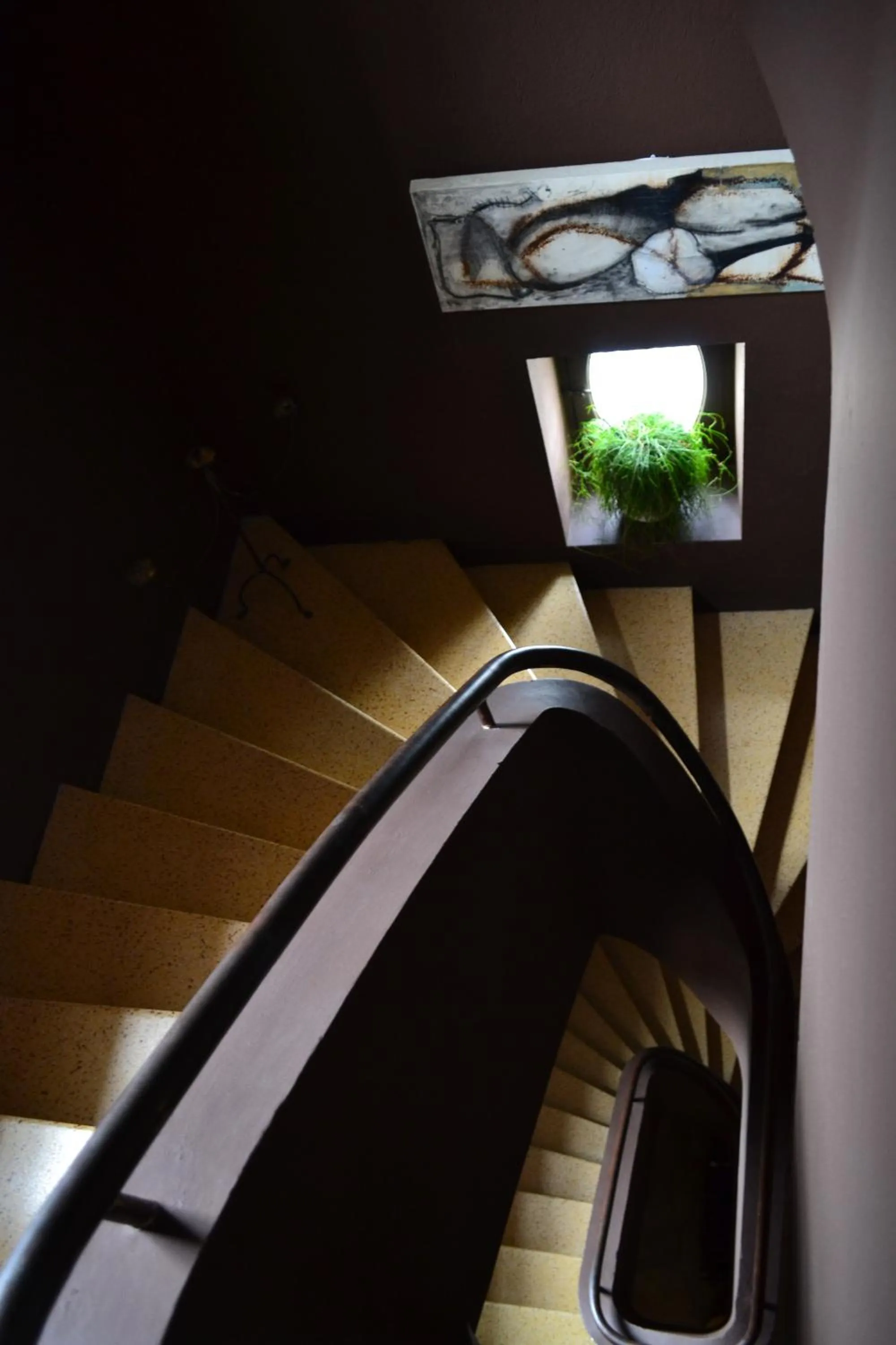 Decorative detail in Demeure Saint Louis Historic manor, City 700m, free parking,A C,Clim,WIFI, city view, Garden