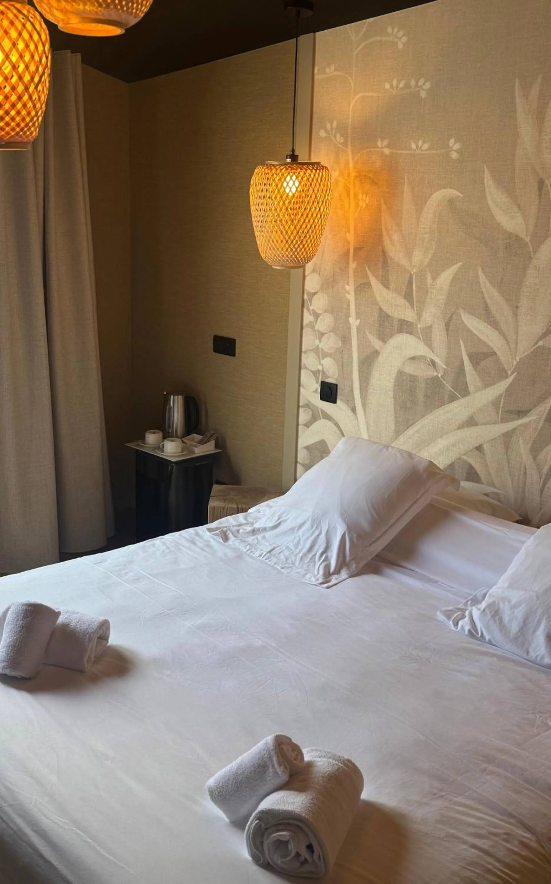 Bed in Hostellerie Normande