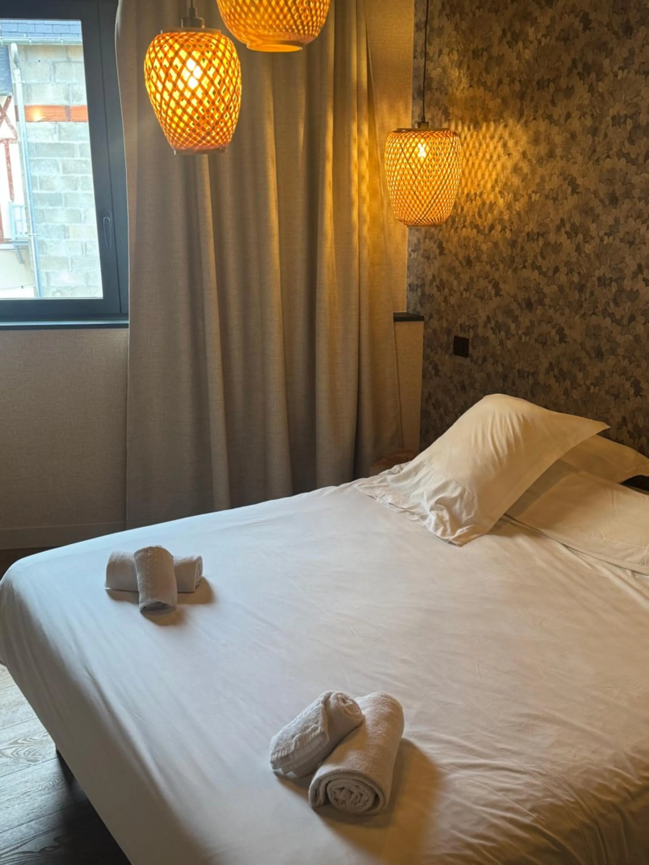 Bed in Hostellerie Normande