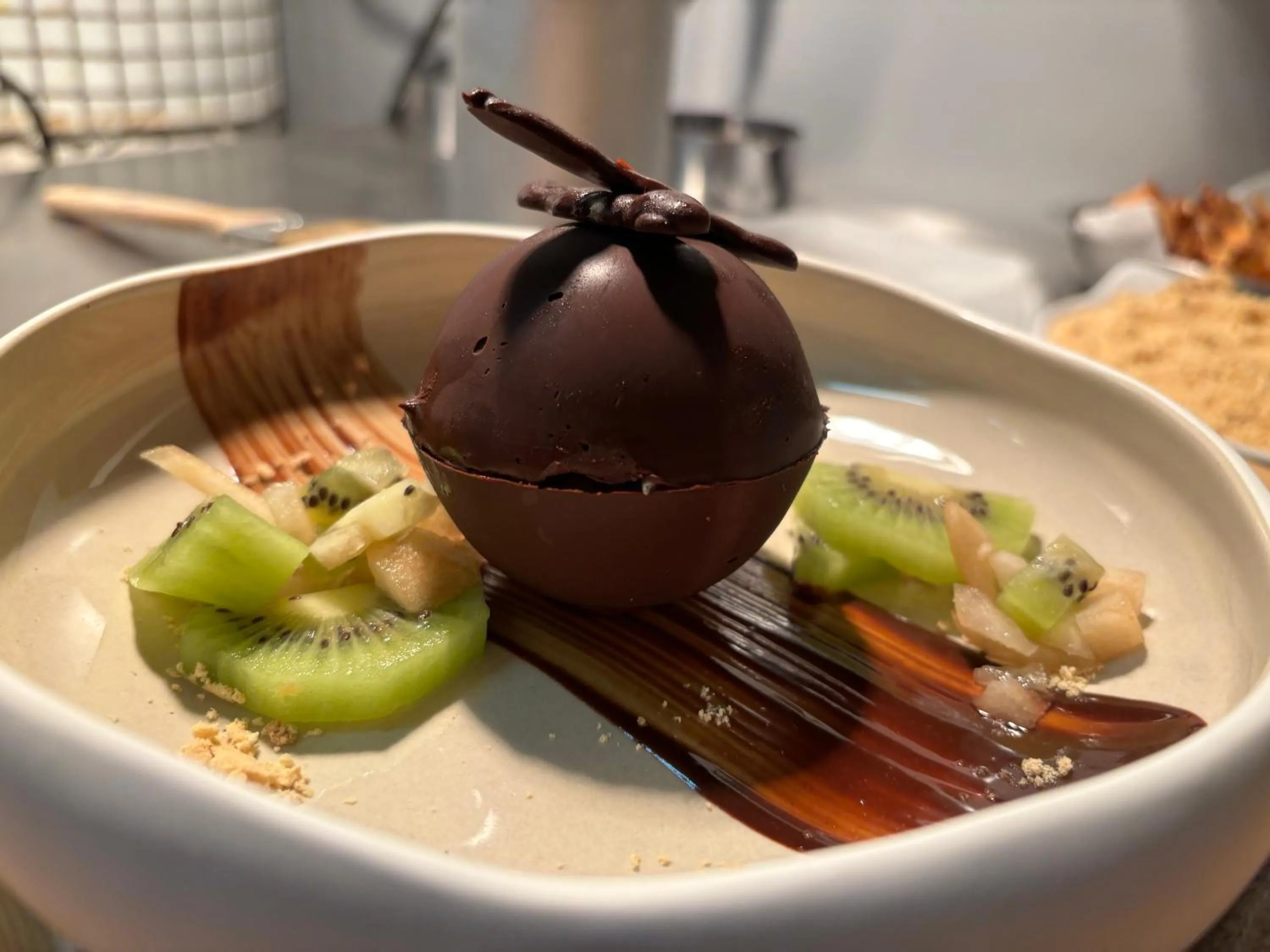 Restaurant/places to eat in Acapella Hotel