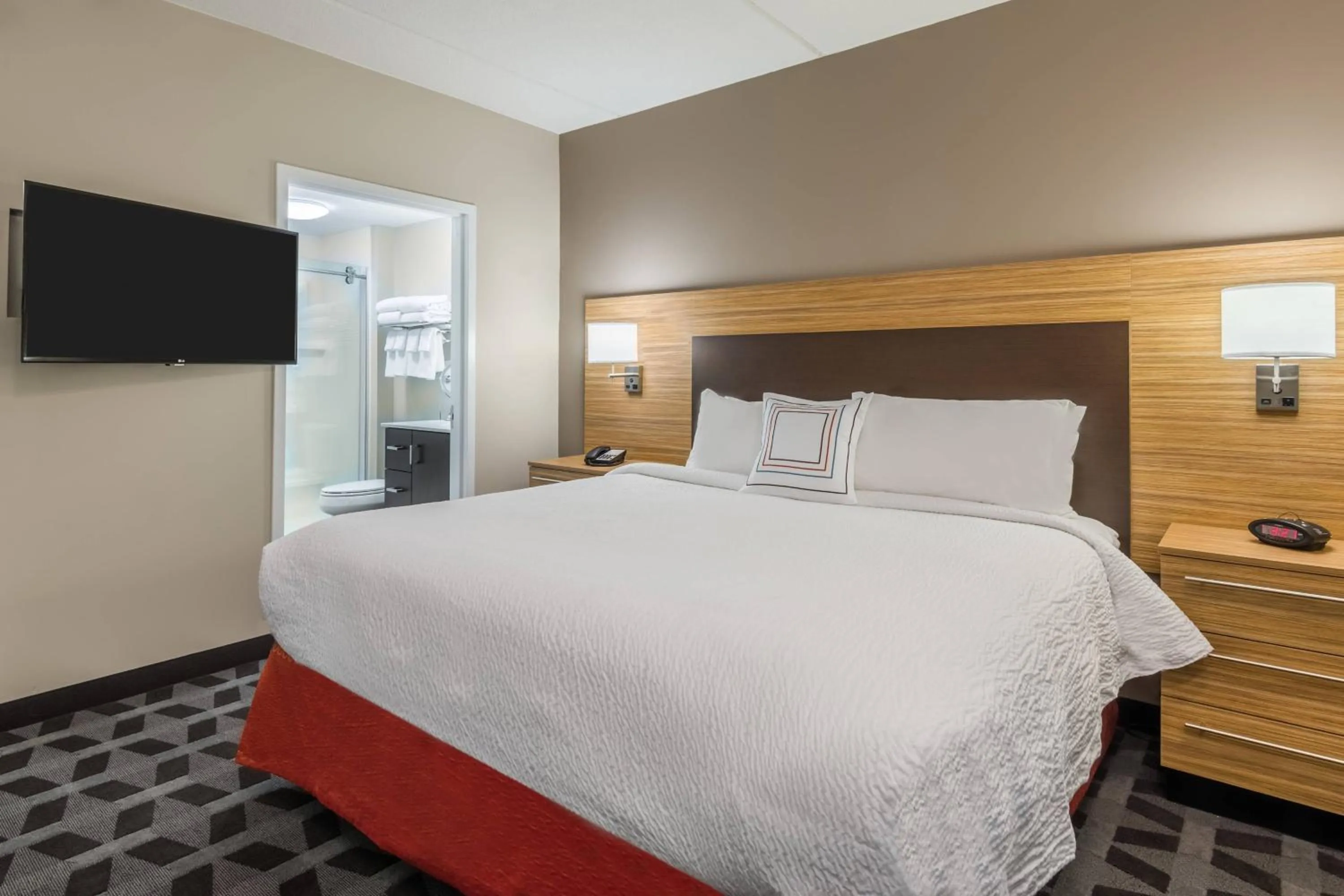 Bedroom, Bed in TownePlace Suites by Marriott Latham Albany Airport