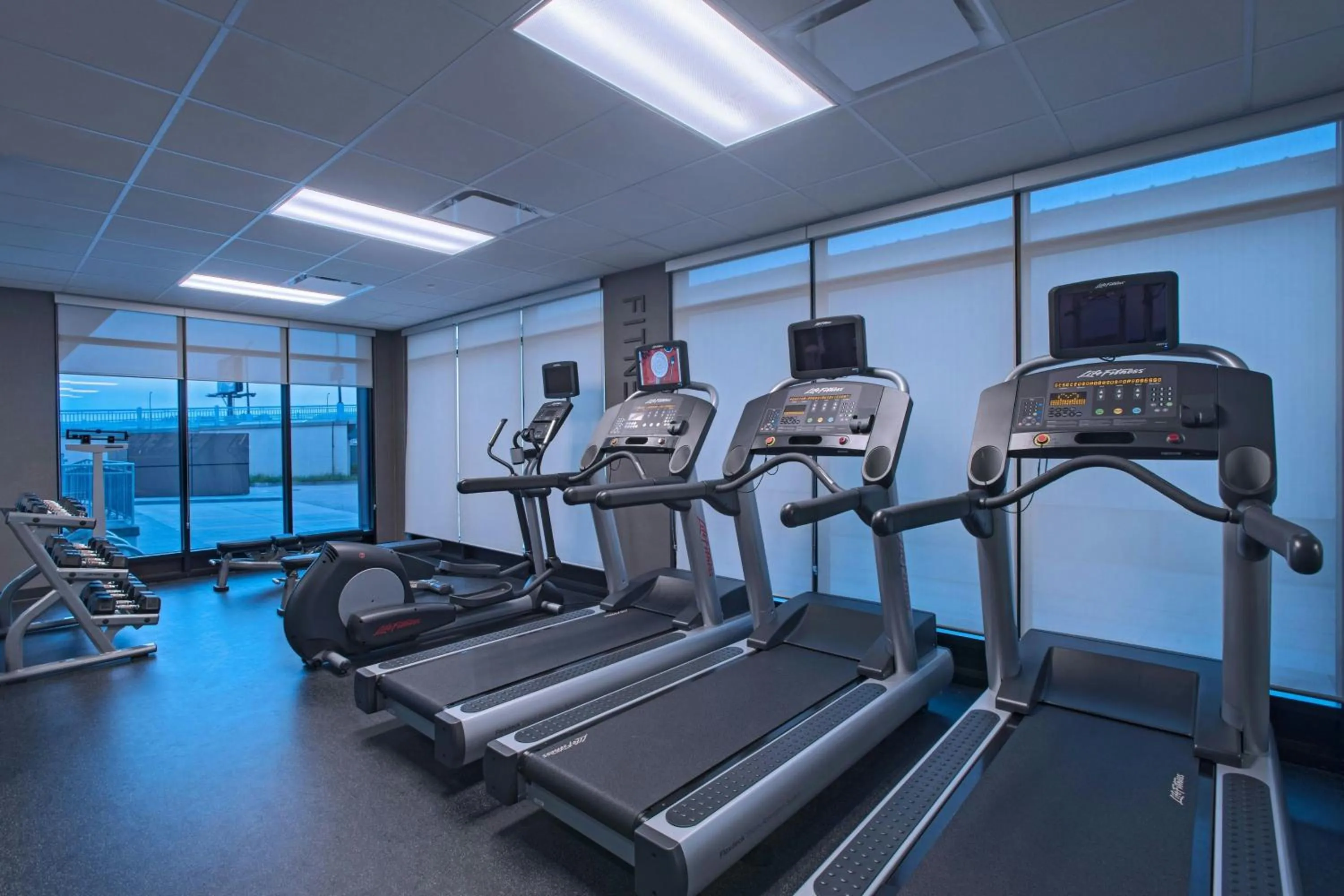 Fitness centre/facilities in Fairfield Inn & Suites by Marriott La Crosse Downtown